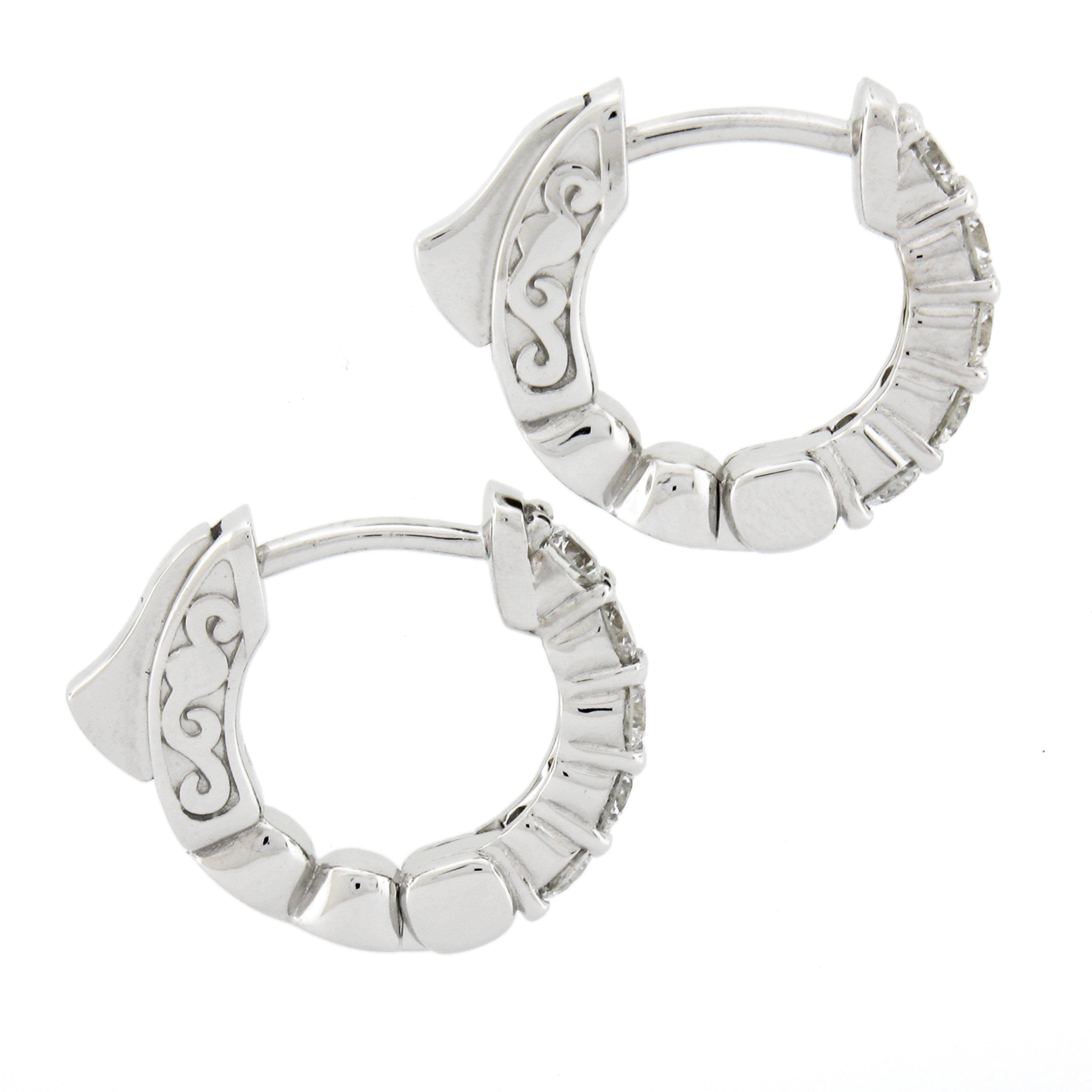 New 14k White Gold 0.51ctw Round Diamond Huggie Push Clasp Hoop Earrings In New Condition For Sale In Montclair, NJ