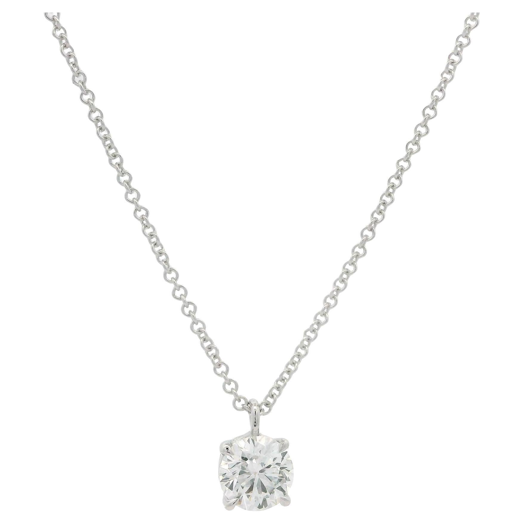 Collier pendentif « Solitaire Slide Dainty » en or blanc 14 carats avec diamants ronds 0,58 carat, neuf