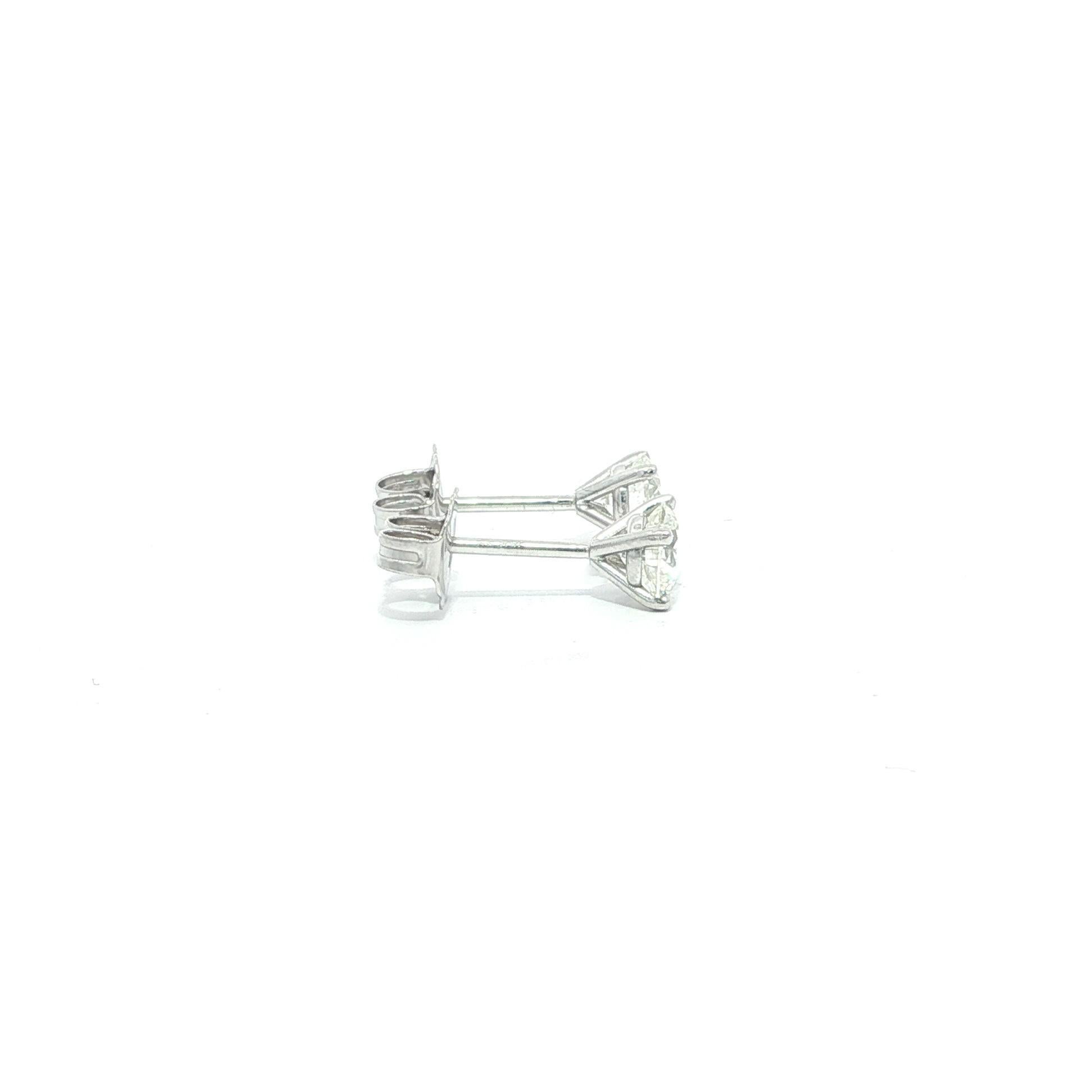 New 14k White Gold 0.71ctw Martini 4 Prong Set H VS Diamond Stud Earrings (Orecchini con diamanti) in vendita 6