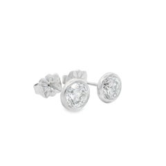 Clous d'oreilles Martini Bezel en or blanc 14 carats avec diamants 1,01 caratw