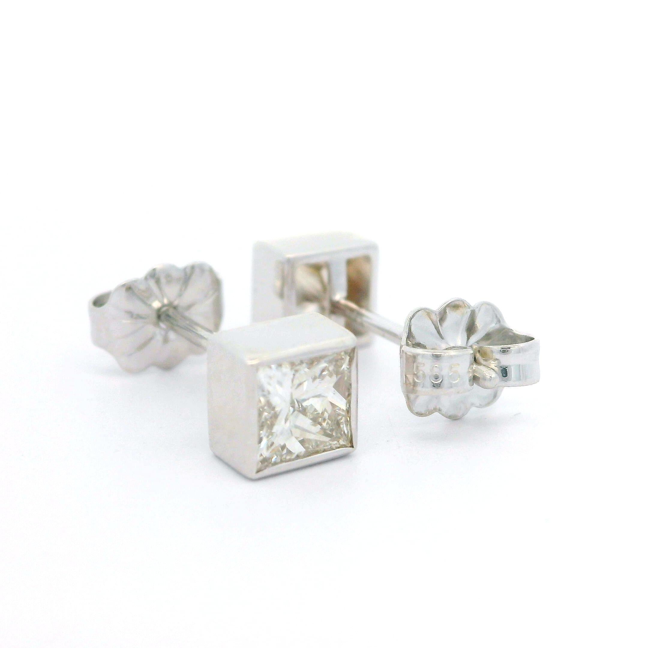 Femenino o masculino Nuevo Oro Blanco 14k 1.04ctw Diamante Corte Princesa Pendientes Geométricos Cuadrados en venta