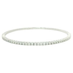 NUEVO Brazalete flexible de oro blanco de 14 quilates con 1,36 quilates de diamantes y cierre de presión