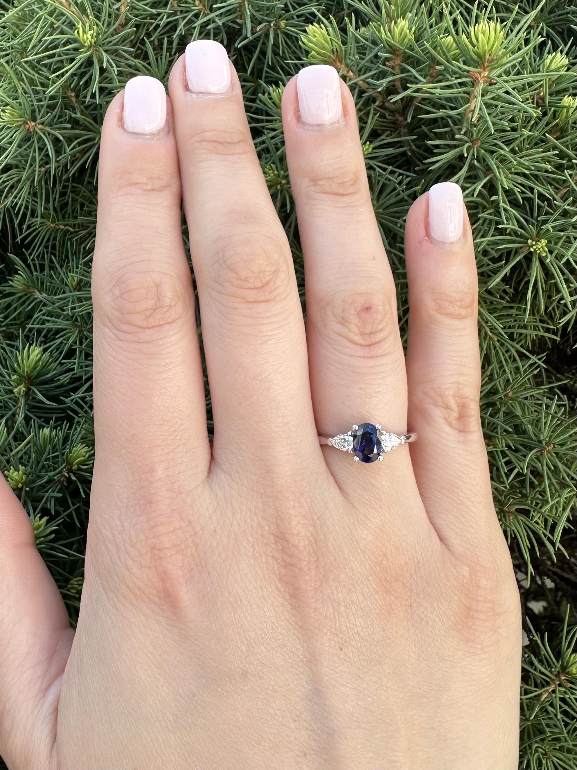 New 14k White Gold 1.41ctw GIA Oval Royal Blue Sapphire w/ Pear Diamonds Ring For Sale 7