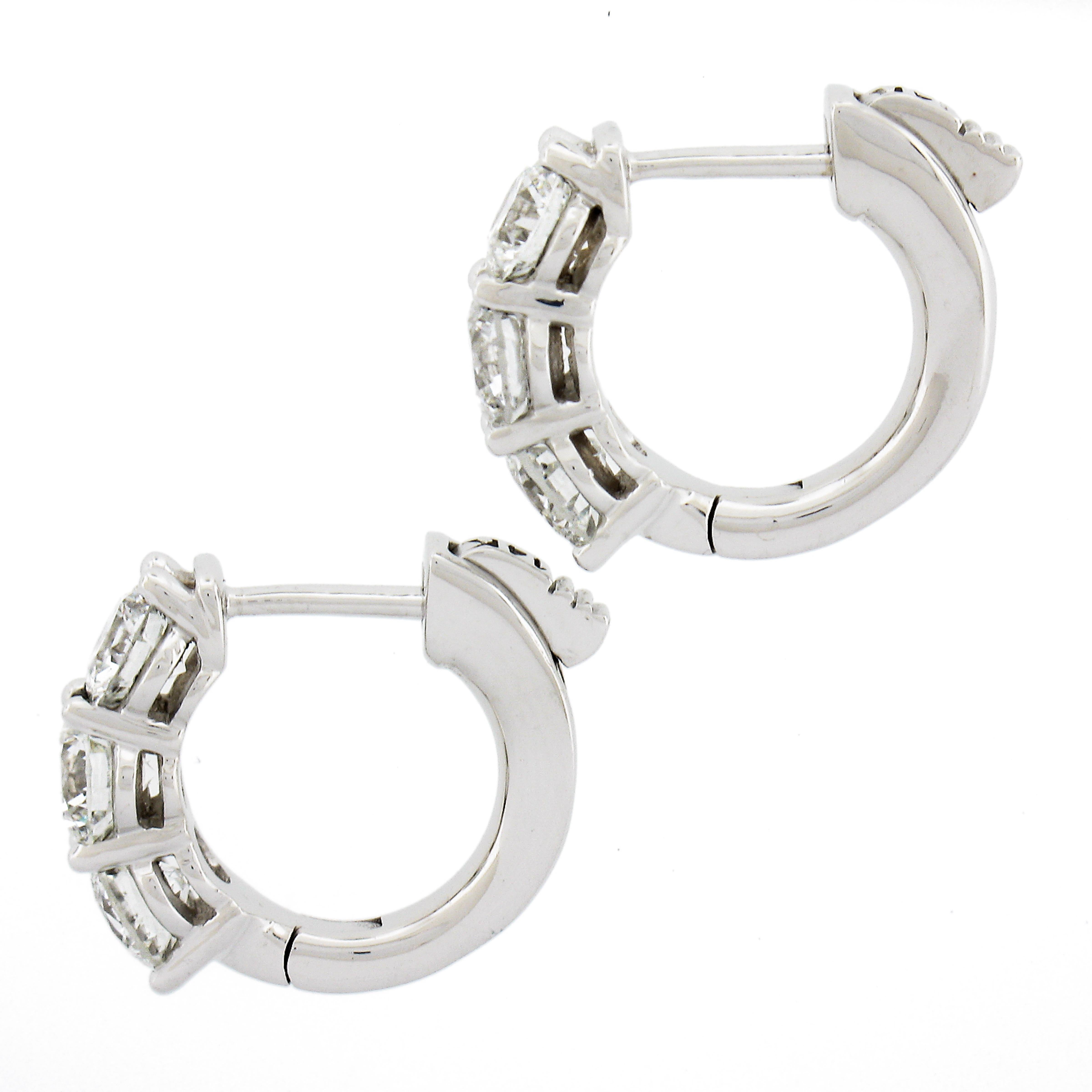 NEW 14k White Gold 1.80ctw 6 Round Diamond 13.5mm Snap Huggie Hoop Earrings For Sale 1