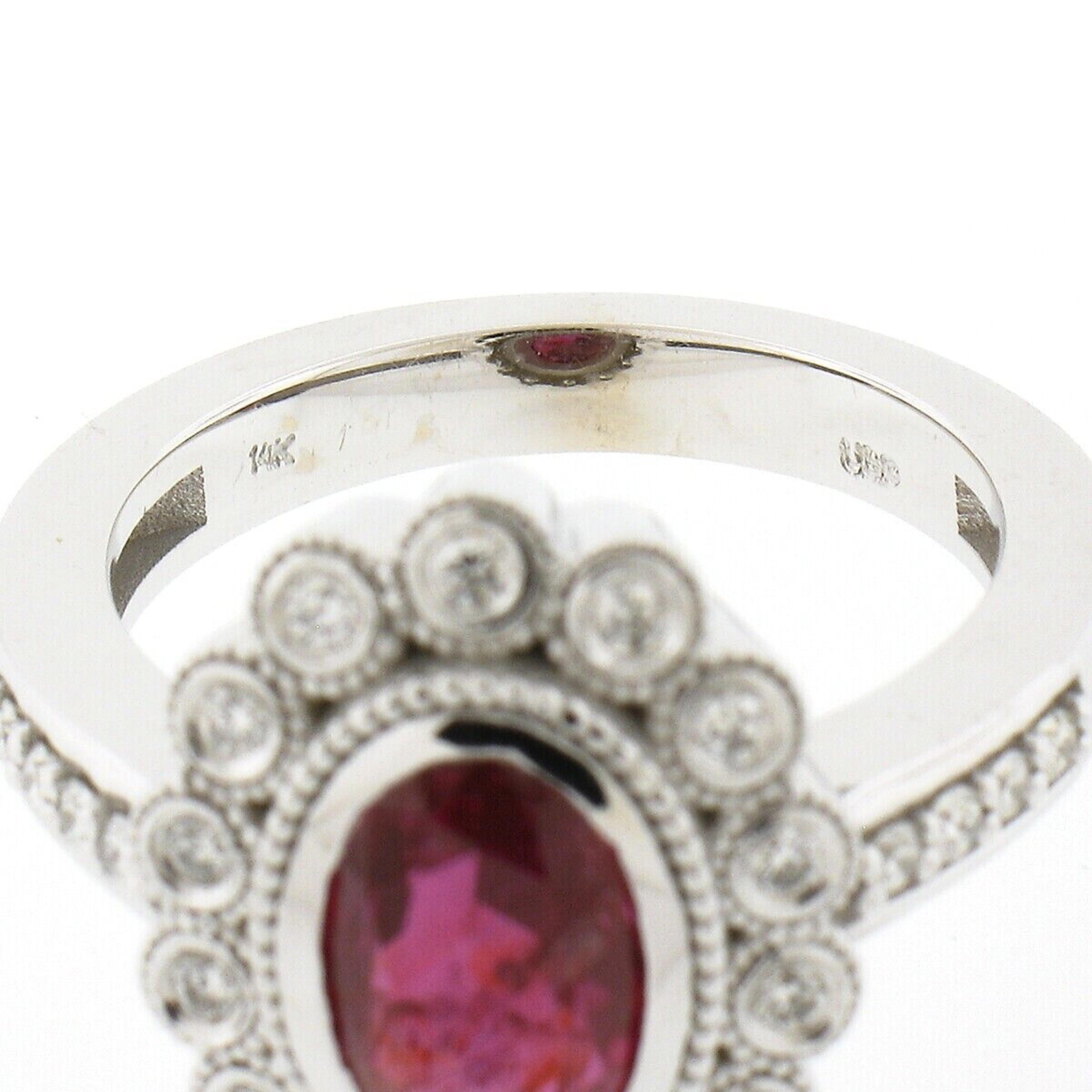 Nuevo Anillo Milgrain de Oro Blanco de 14k con Bisel Ovalado de Rubí y Halo de Diamantes de 2,37 ct GIA de Birmania en venta 5