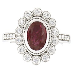Nuovo anello in oro bianco 14k 2,37ct GIA Burma Oval Bezel Ruby & Diamond Halo Milgrain