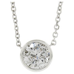 NUEVO Colgante Solitario de Diamante Redondo de Oro Blanco de 14k .70ct GIA y Cadena Ajustable