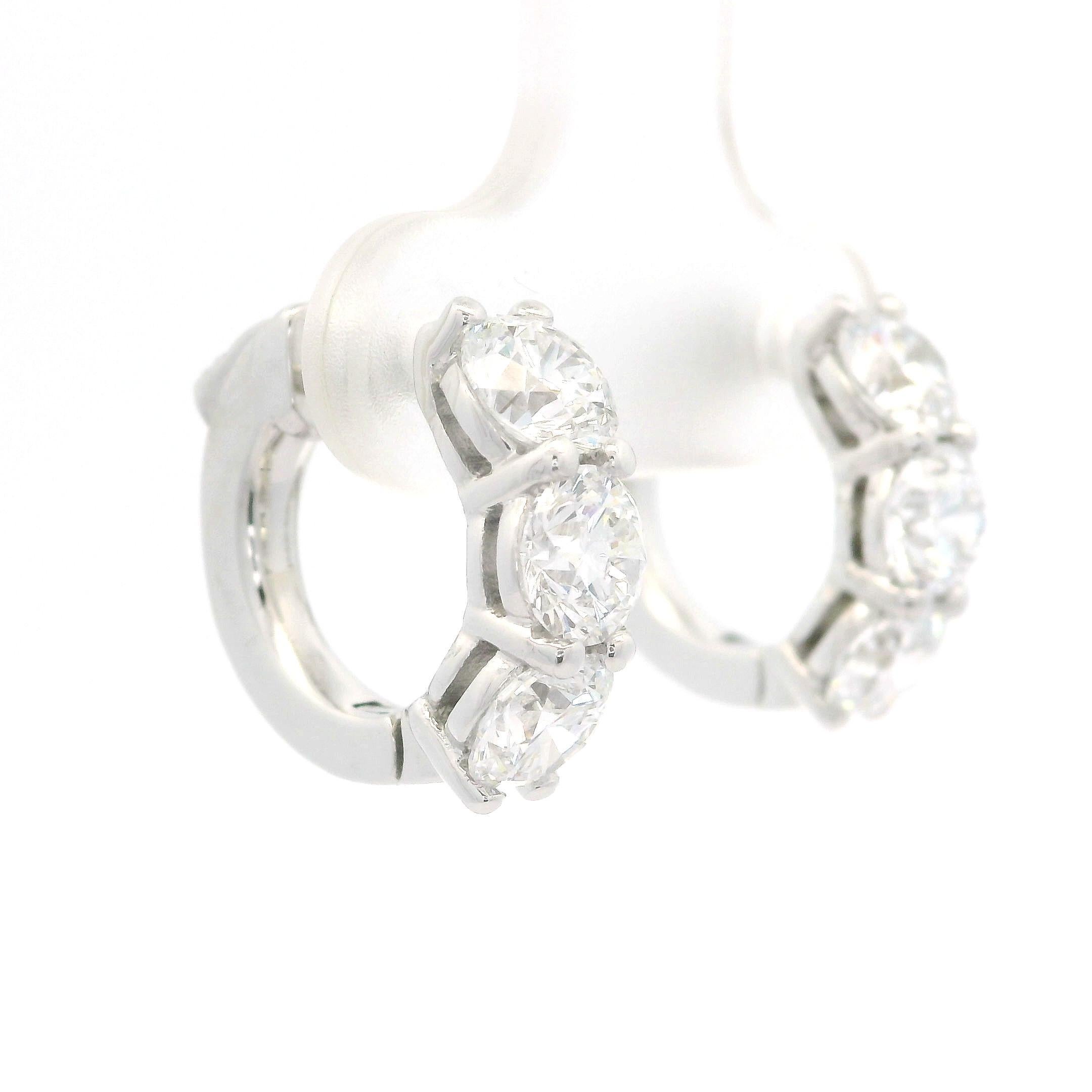 New 14k White Gold GIA 2.72ctw D VS1 Round Diamond Hoop Earrings w/ Push Clasp For Sale 6