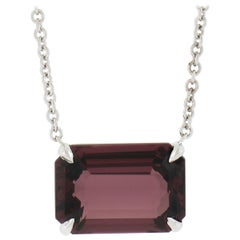 NUOVO Collana con ciondolo in oro bianco 14k GIA 5,22ct Emerald Step Cut Rhodolite Garnet