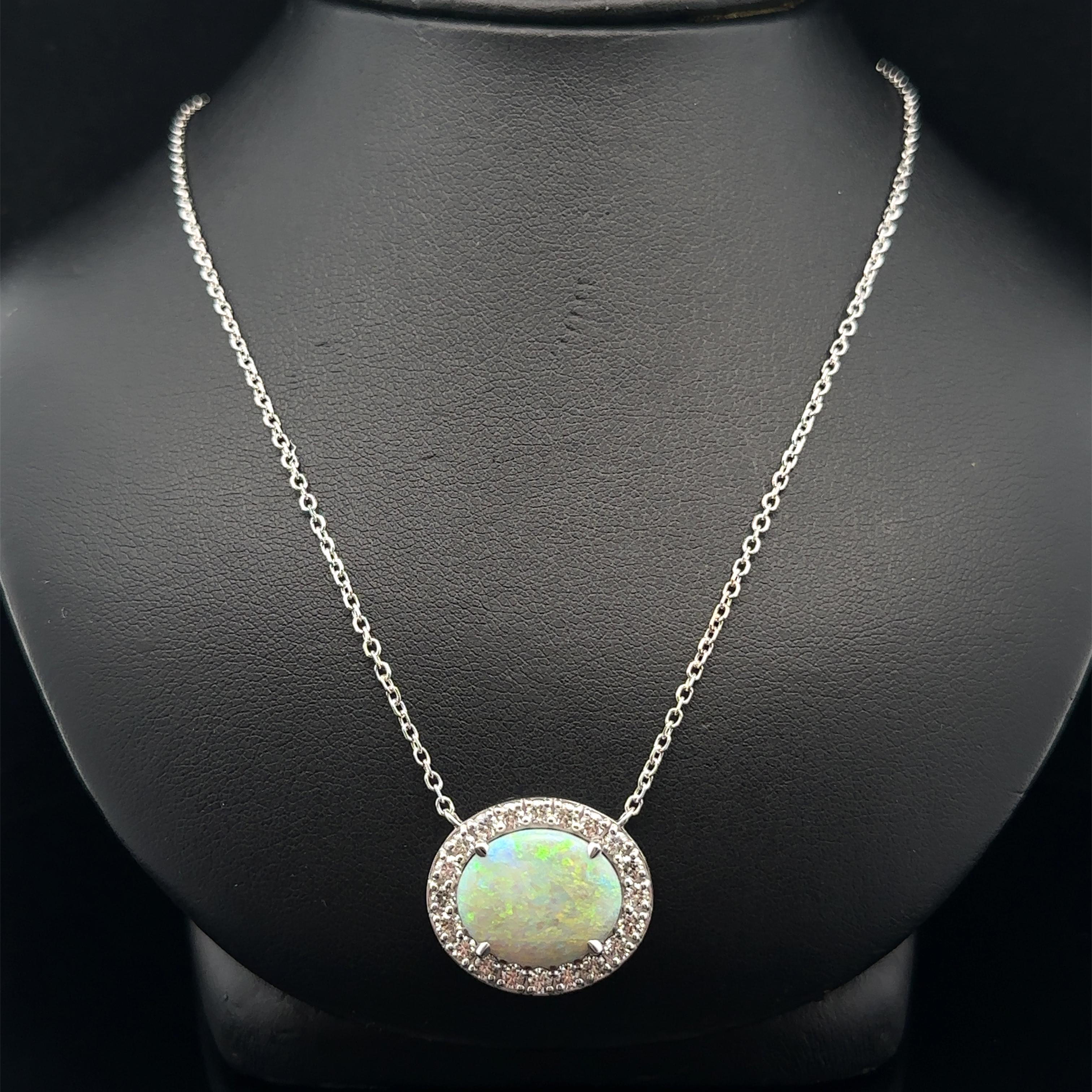 New 14k White Gold GIA 6.83ctw Opal w/ Diamond Halo Sideway Pendant Necklace en venta 7