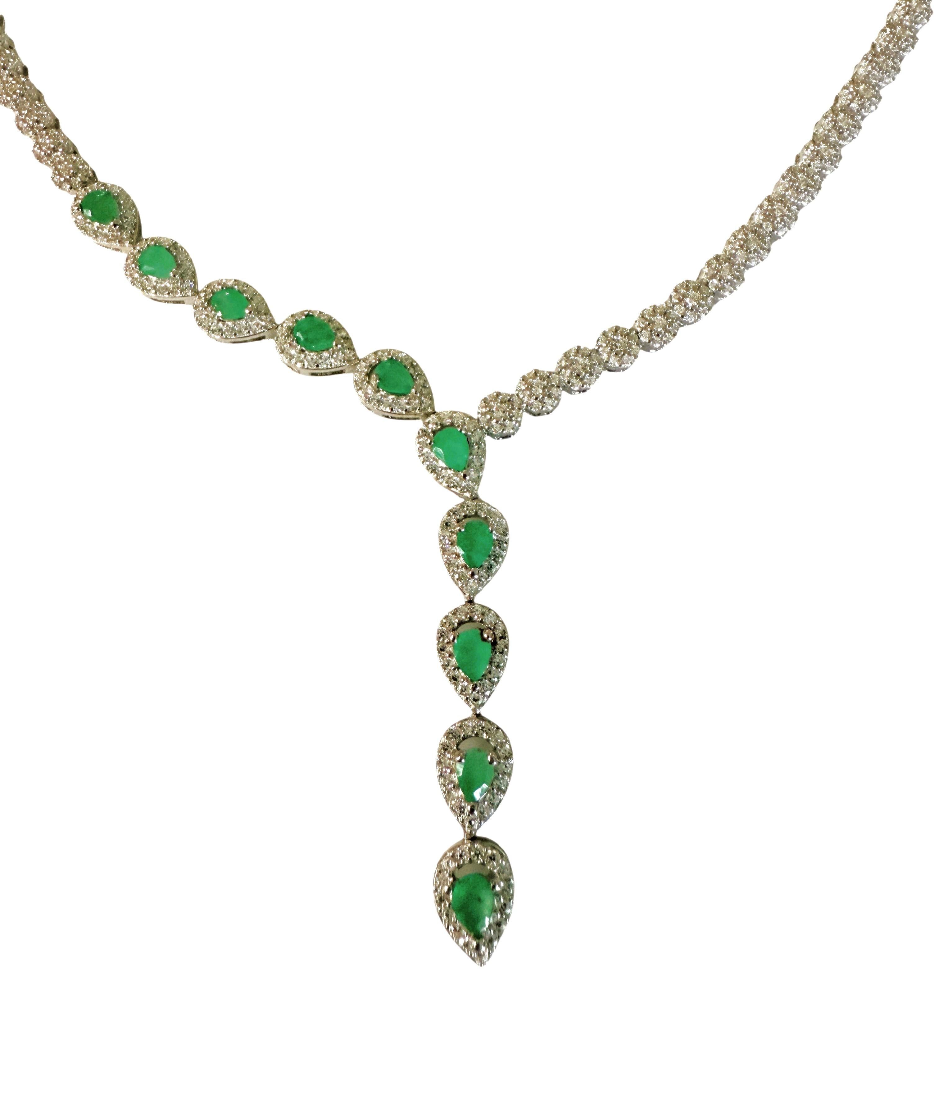 Nuevo collar de oro blanco de 14k PL de 10 piedras con esmeralda y zafiro talla diamante de ley en venta 1