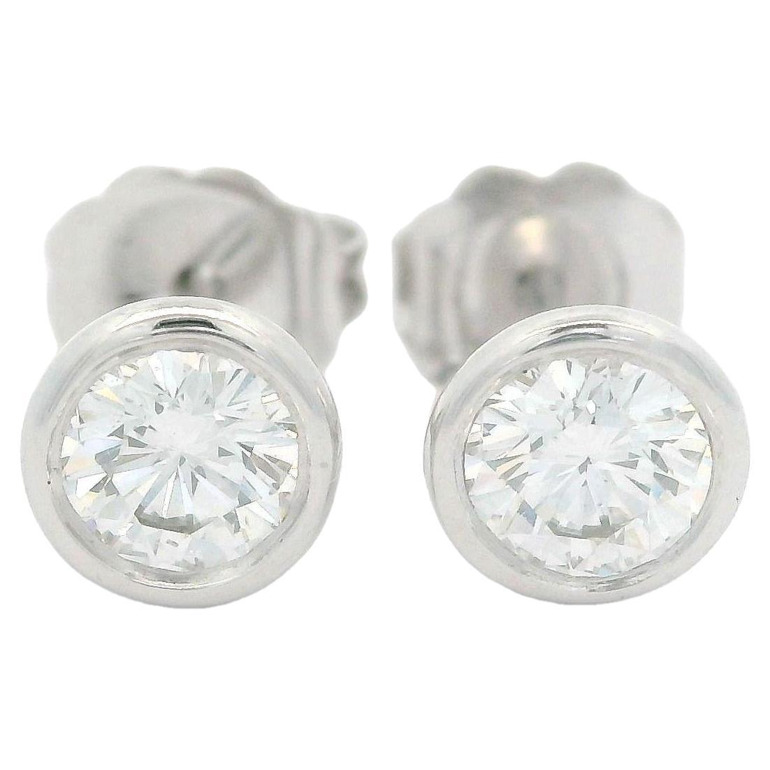 New 14k White Gold VS F 0.53ctw Round Bezel Martini Diamond Stud Earrings