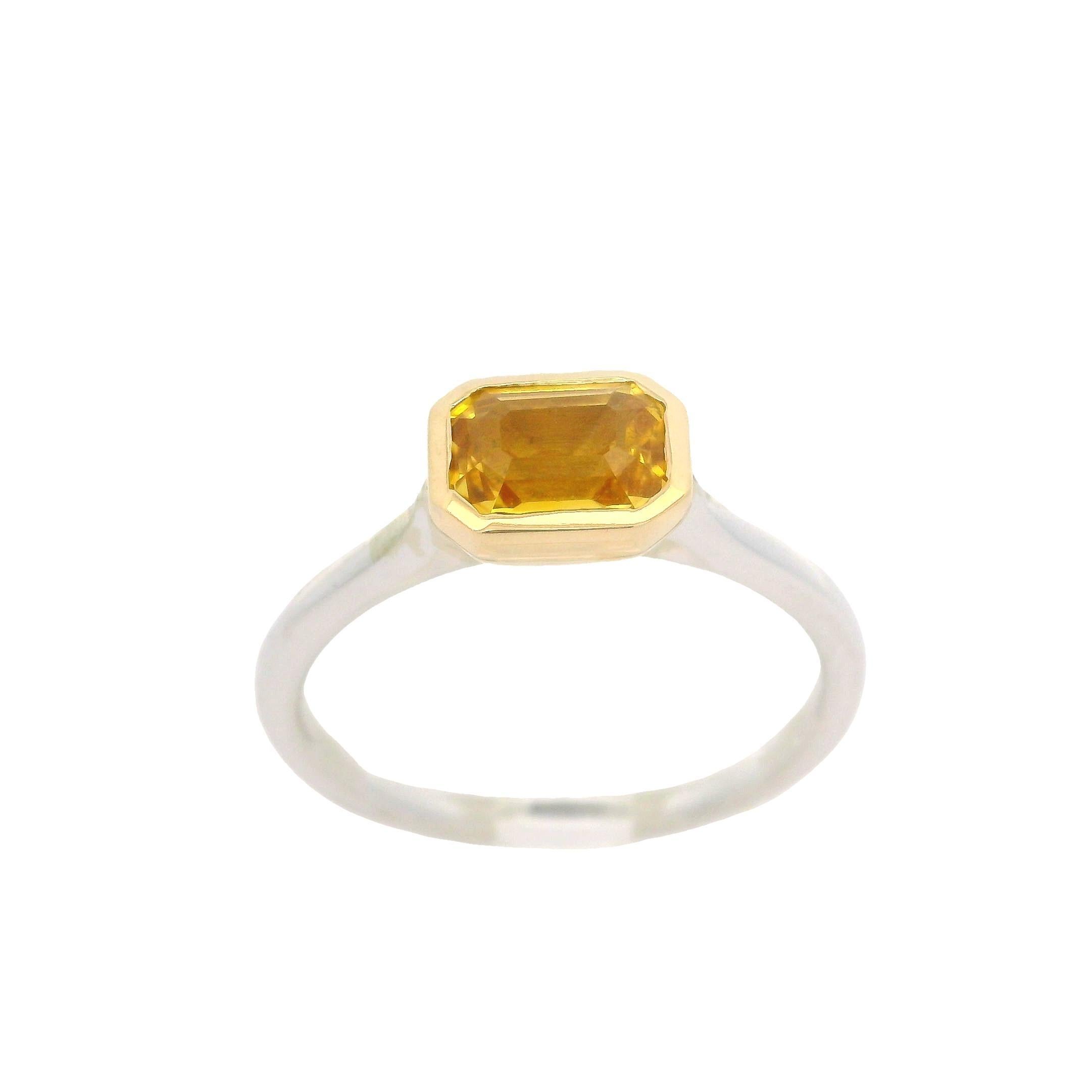 New 14k White & Yellow Gold 1.09ct Emerald Cut Yellow Sapphire Solitaire Ring For Sale 1