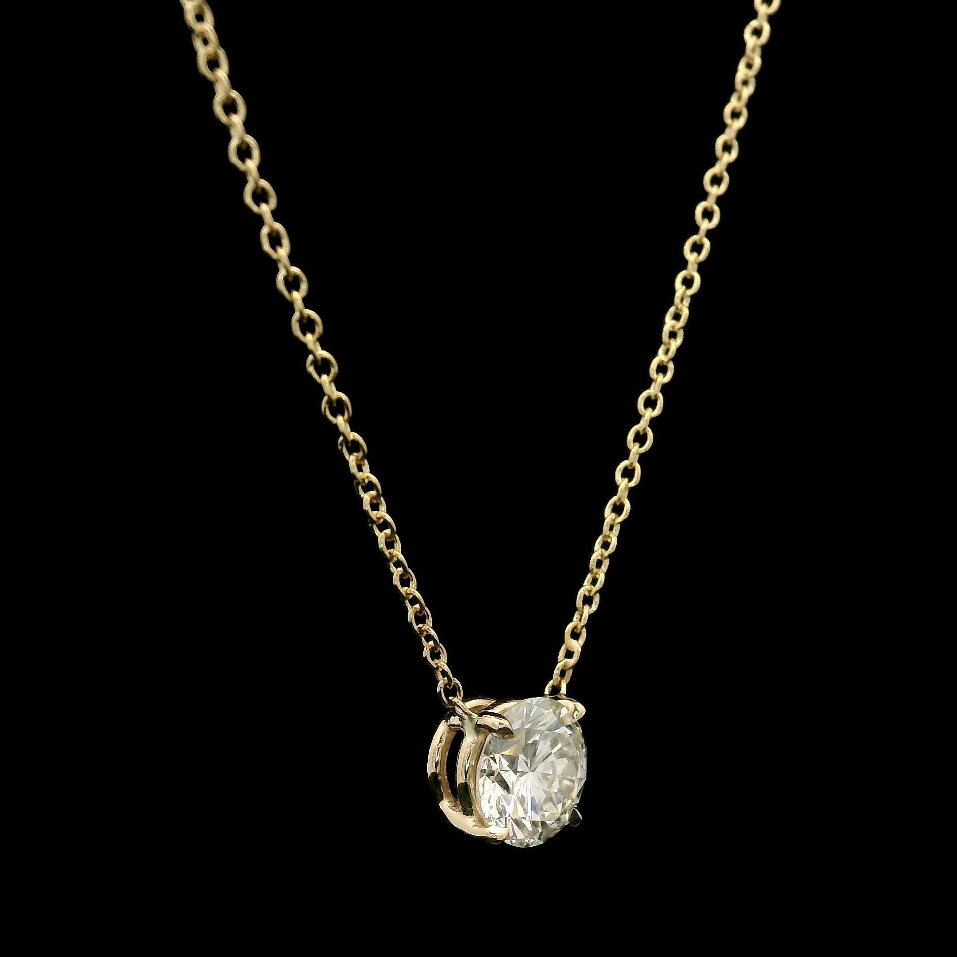 Chaîne collier solitaire en or jaune 14 carats avec diamants ronds de 0,64 carat en vente 5