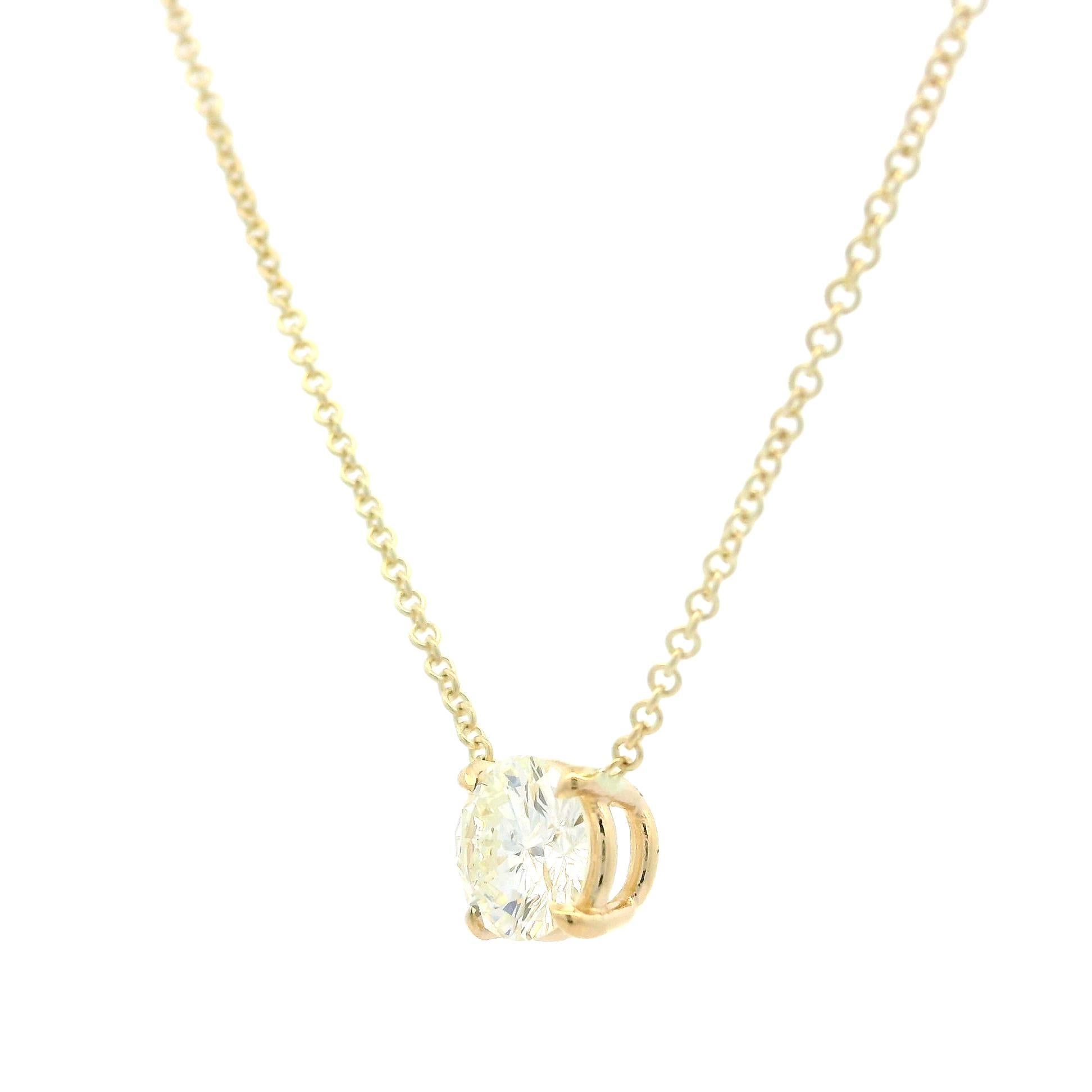 Pendentif solitaire réglable en or jaune 14 carats avec diamants ronds de 0,68 carat en vente 1