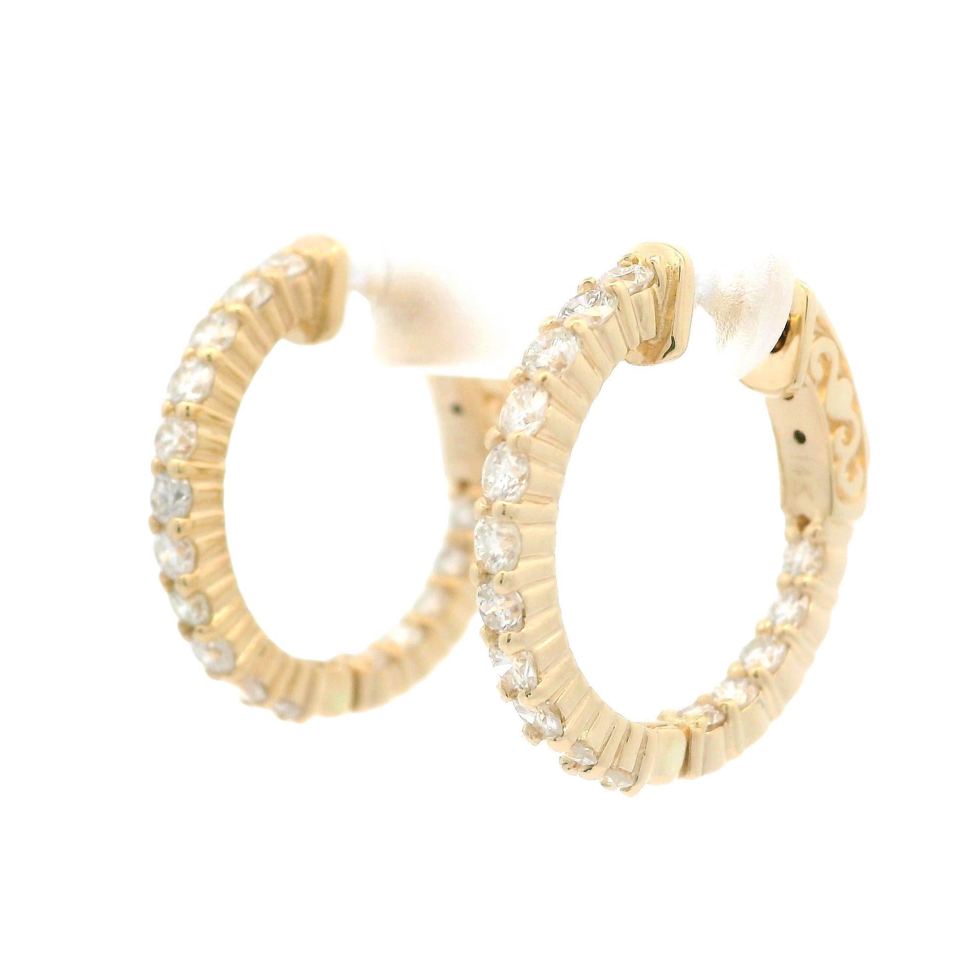 New 14k Yellow Gold 1.22ctw Diamond In & Out Classic Hoop Earrings In New Condition For Sale In Montclair, NJ