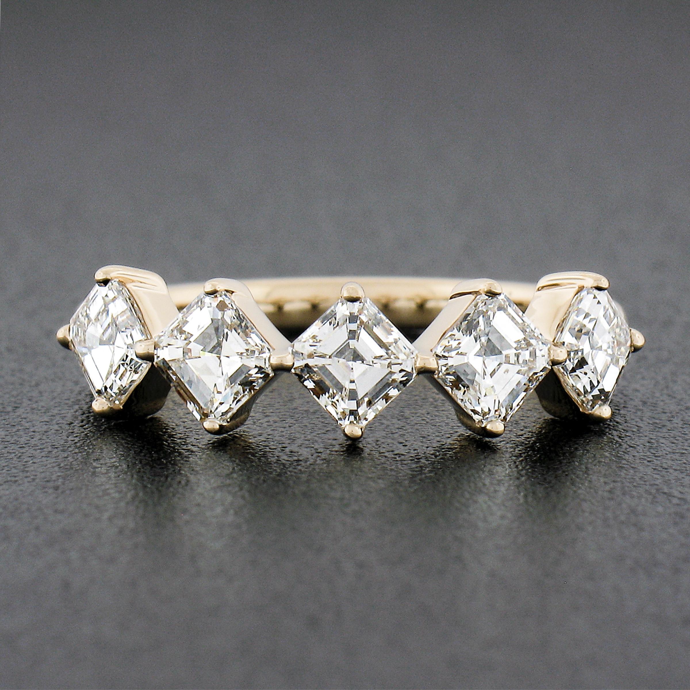 New 14k Yellow Gold 1.56ctw Asscher Cut Diamond Stackable Wedding Band Ring In New Condition For Sale In Montclair, NJ
