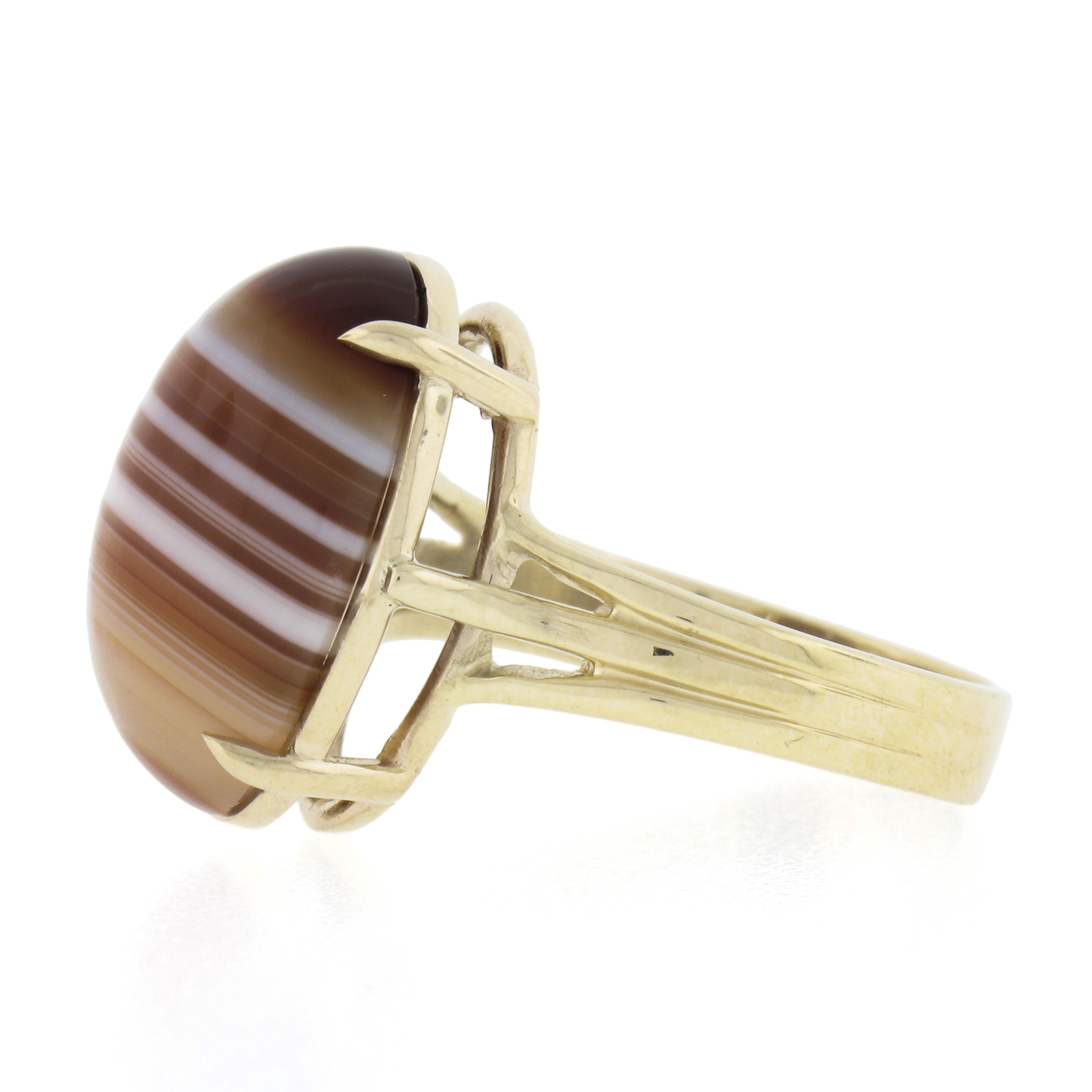 New 14k Yellow Gold Oval Cabochon Brown Banded Agate Solitaire Ring For Sale 1