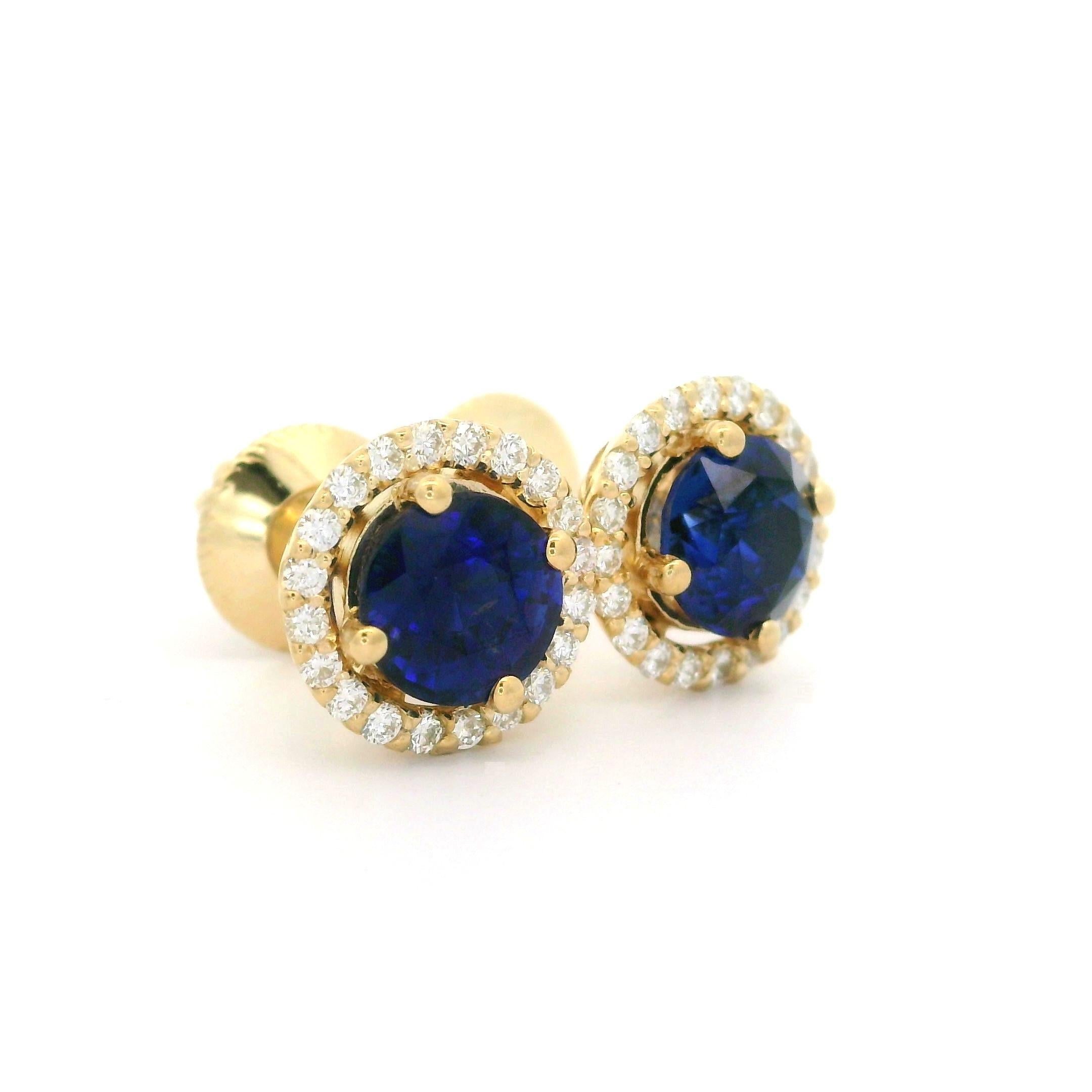 Clous d'oreilles en or jaune 14 carats avec saphirs 2,51 carats et diamants halo en vente 5