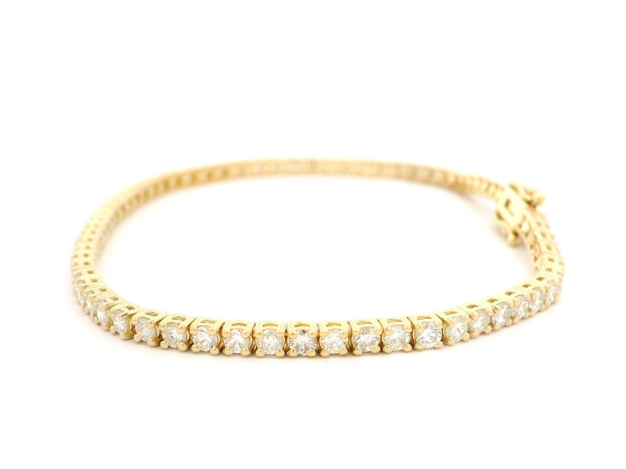 Nueva pulsera de eslabones de tenis de oro amarillo de 14 quilates con 2,85 quilates de diamantes de la línea clásica en venta 2