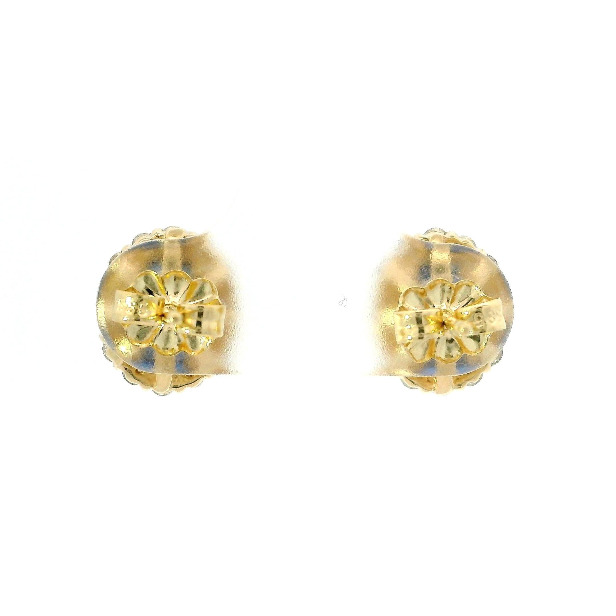 Clous d'oreilles en or jaune 14 carats avec saphir ovale de 2,62 carats certifié GIA et halo de diamants en vente 1