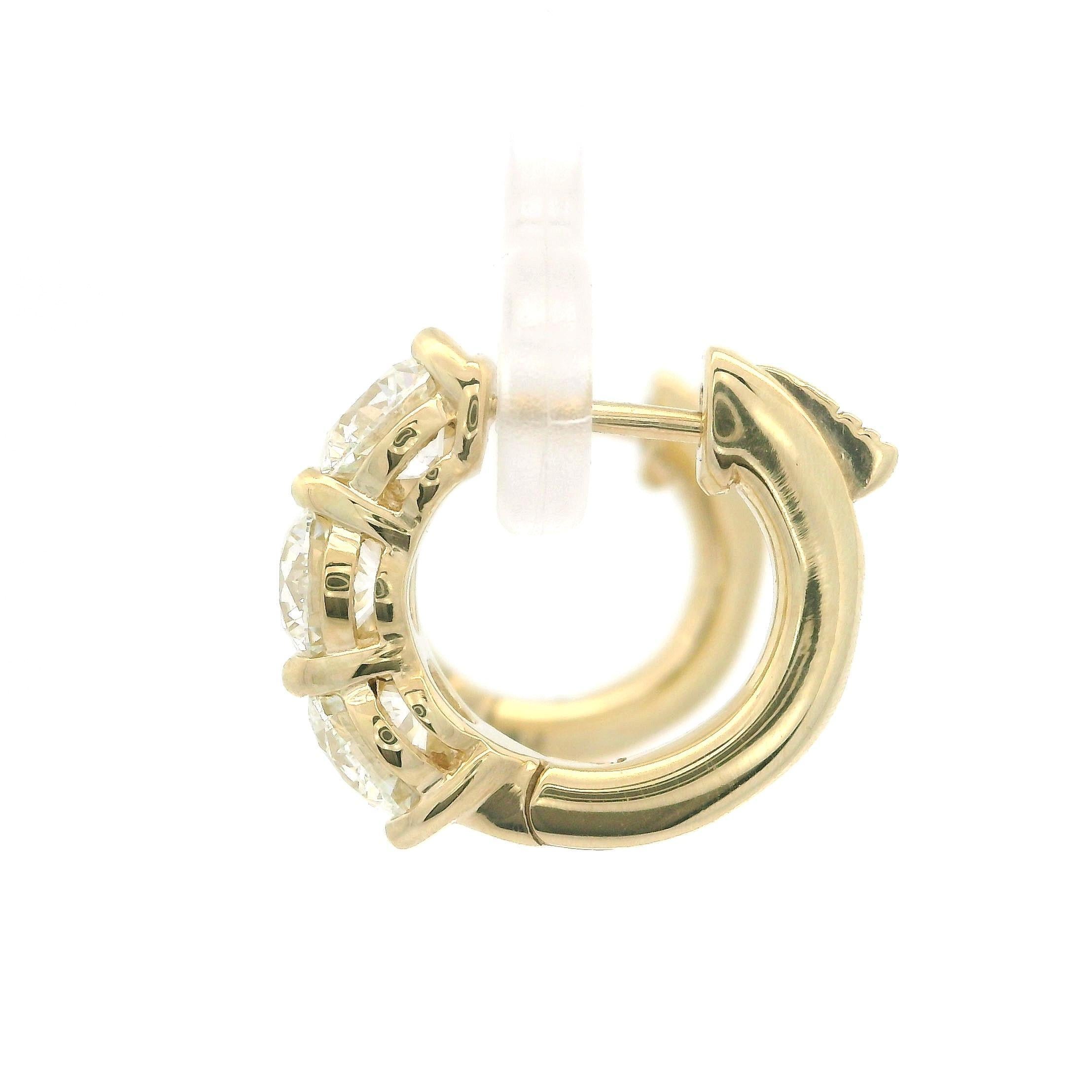 Boucles d'oreilles huggie en or jaune 14 carats GIA 2,72 ctw 6 diamants ronds F FL grand format, neuves en vente 4