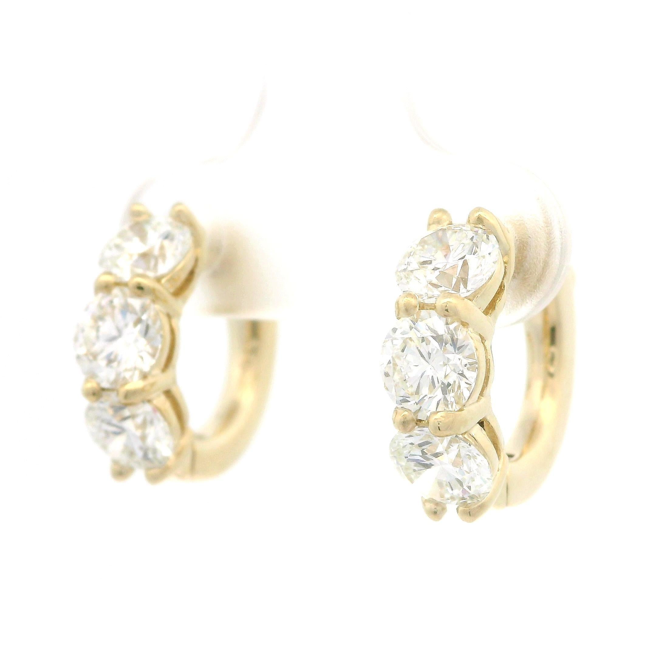Boucles d'oreilles huggie en or jaune 14 carats GIA 2,72 ctw 6 diamants ronds F FL grand format, neuves en vente 3