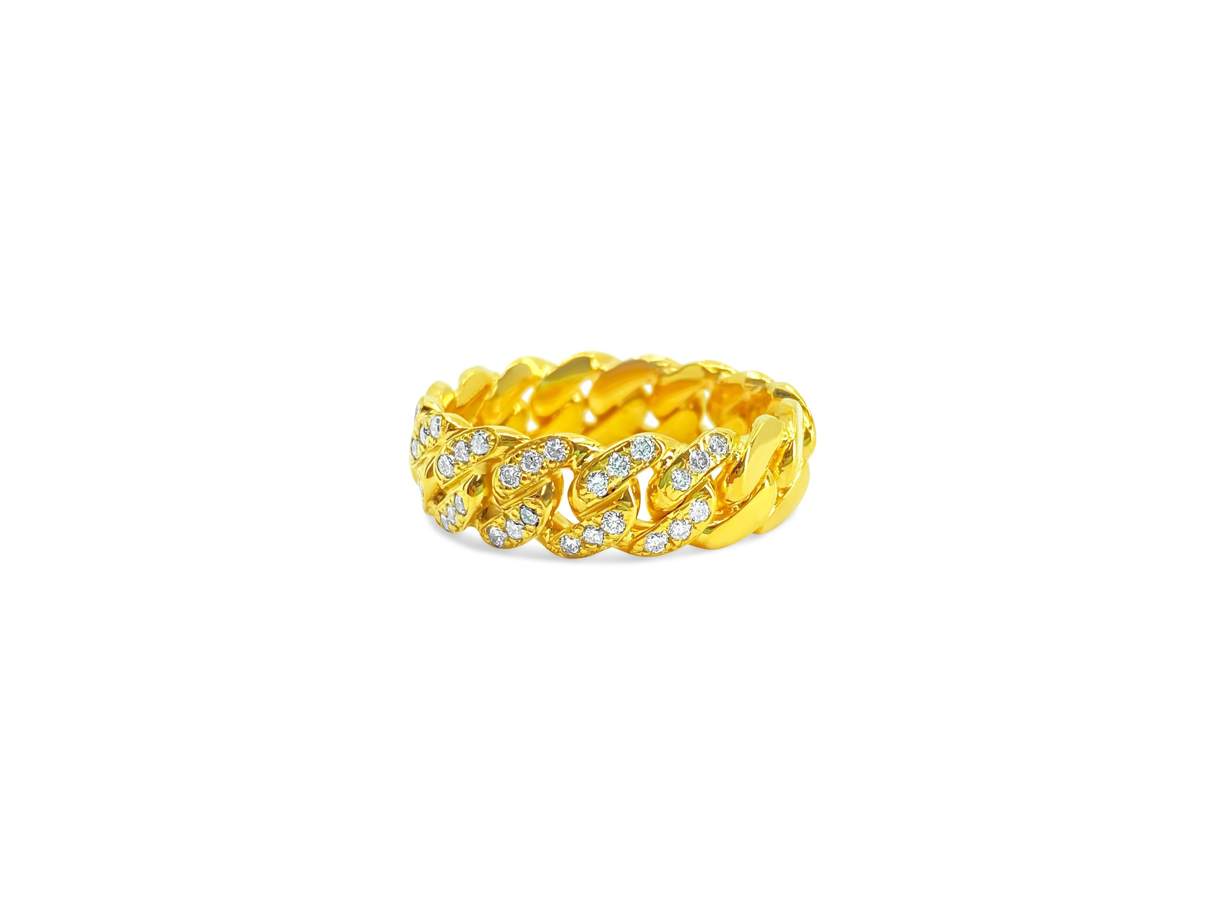 Crafted from 10k yellow gold, this striking men's Miami Cuban ring features a total diamond weight of 1.50 carats, boasting VS clarity and G color. With a total weight of 7.56 grams and a ring size of US 9.50, it's a bold and elegant choice for the