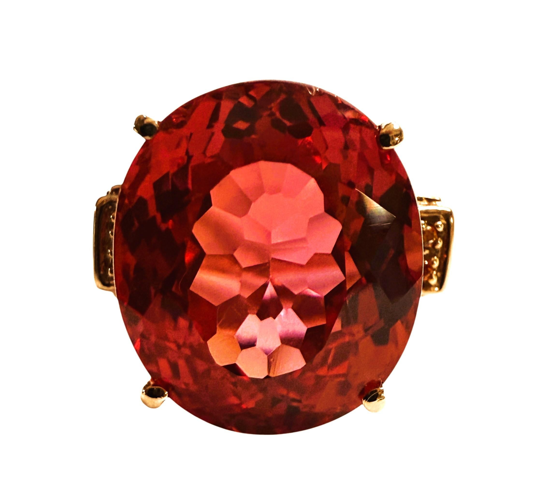 Was für ein schöner Stein in diesem Ring!  Der Ring hat die Größe 6,5.  Der Stein stammt aus Sri Lanka und ist einfach exquisit.  Es ist ein hoch bewerteter Stein.  Es ist ein oval geschliffener Stein und ist 15.54 Karat   Der Hauptstein ist 16,3 mm