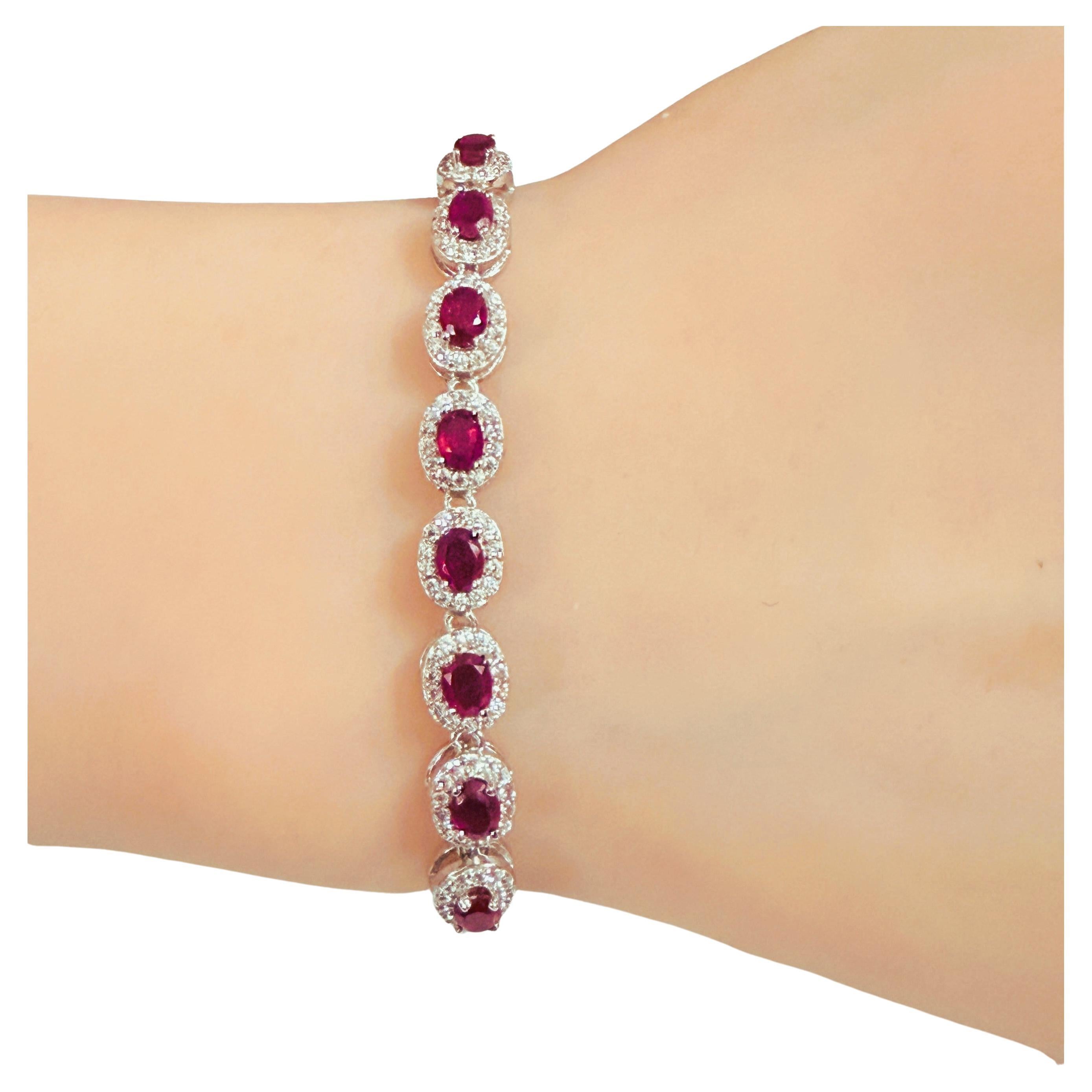 Neu 1,62 Karat Rubin im Ovalschliff 
Saphir im Diamantschliff Sterling-Armband