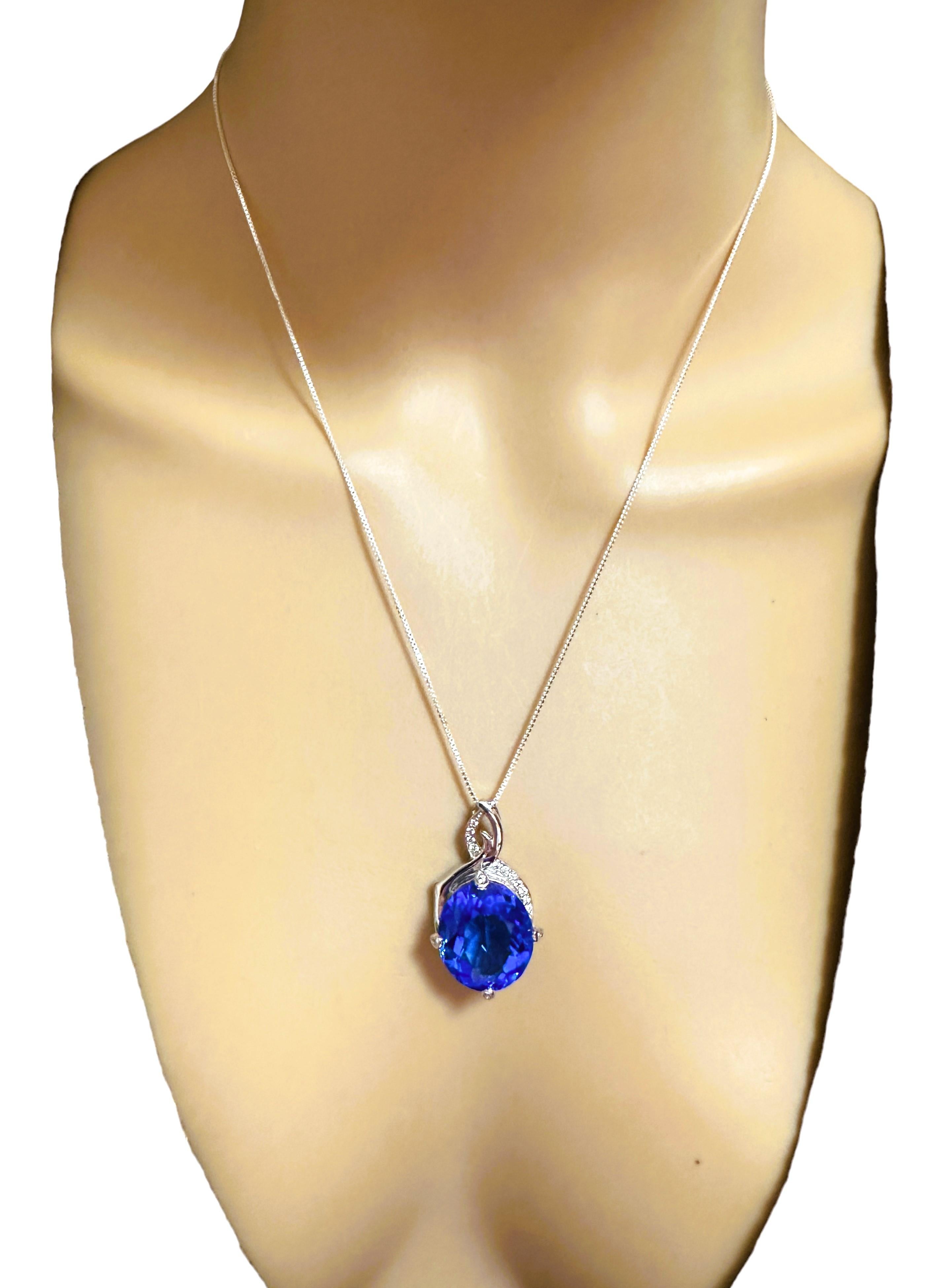 Neu  16,50 Karat Blauer Topas & Weißer Saphir Sterling Halskette 18