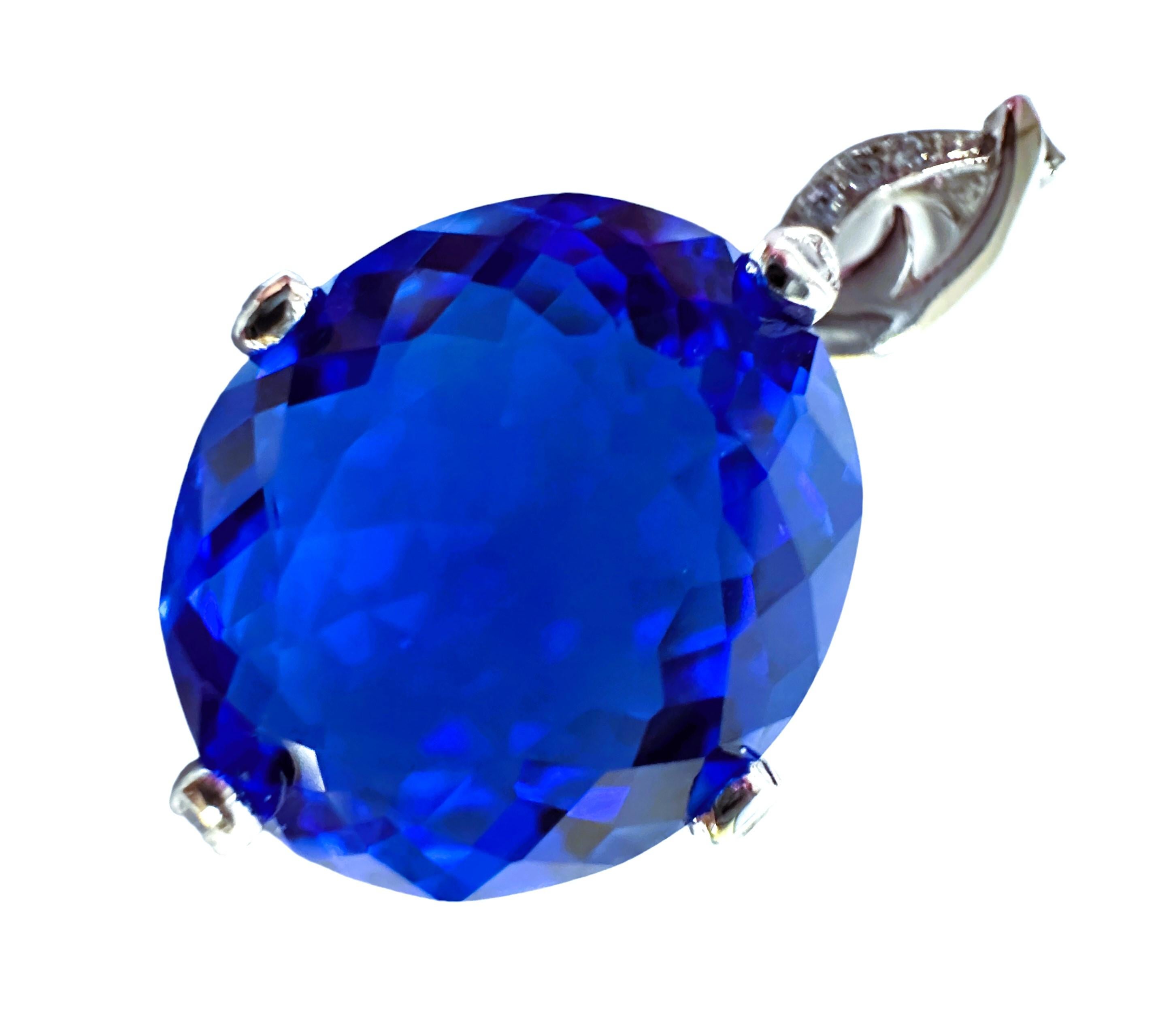 Neu  16,50 Karat Blauer Topas & Weißer Saphir Sterling Halskette 18