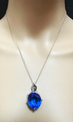 Neu  16,50 Karat Blauer Topas & Weißer Saphir Sterling Halskette 18" lang