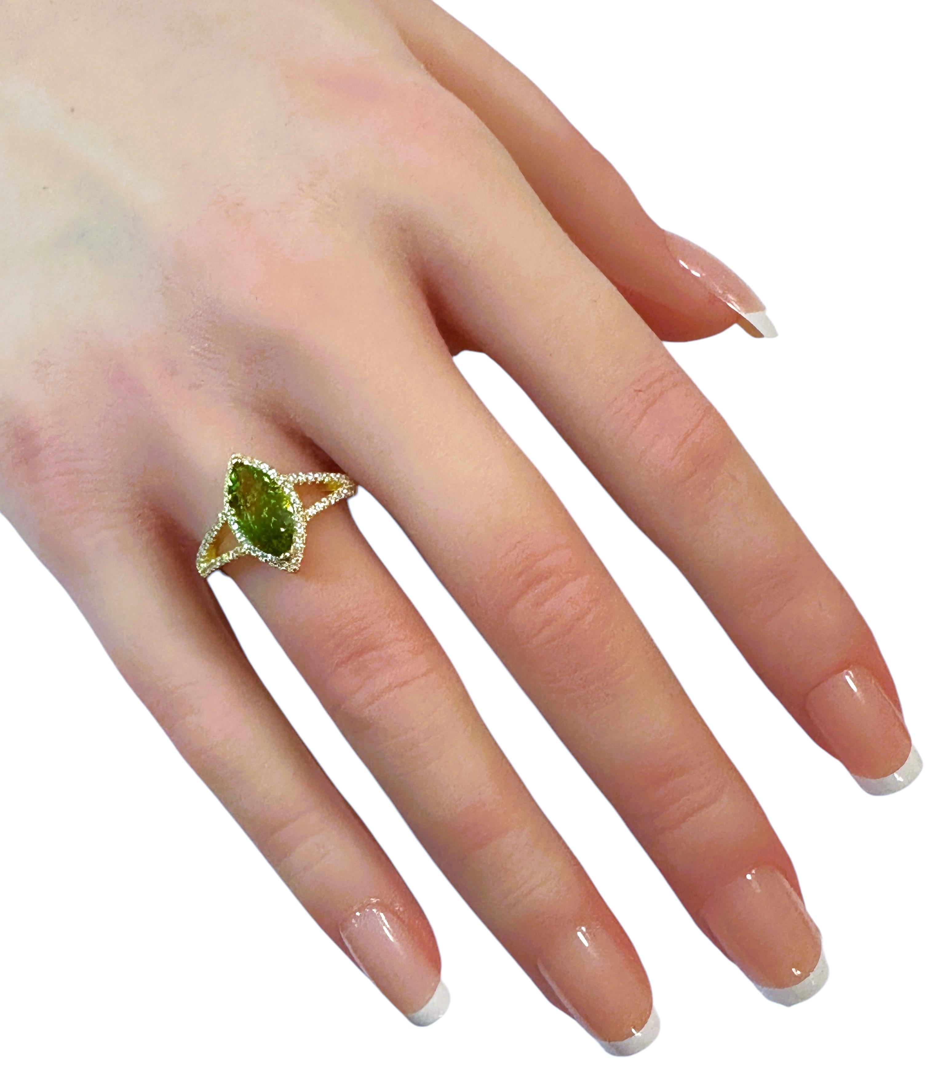 Nuevo Anillo PL Oro Amarillo 1,67 Quilates Peridoto y Zafiro Blanco talla Diamante 2