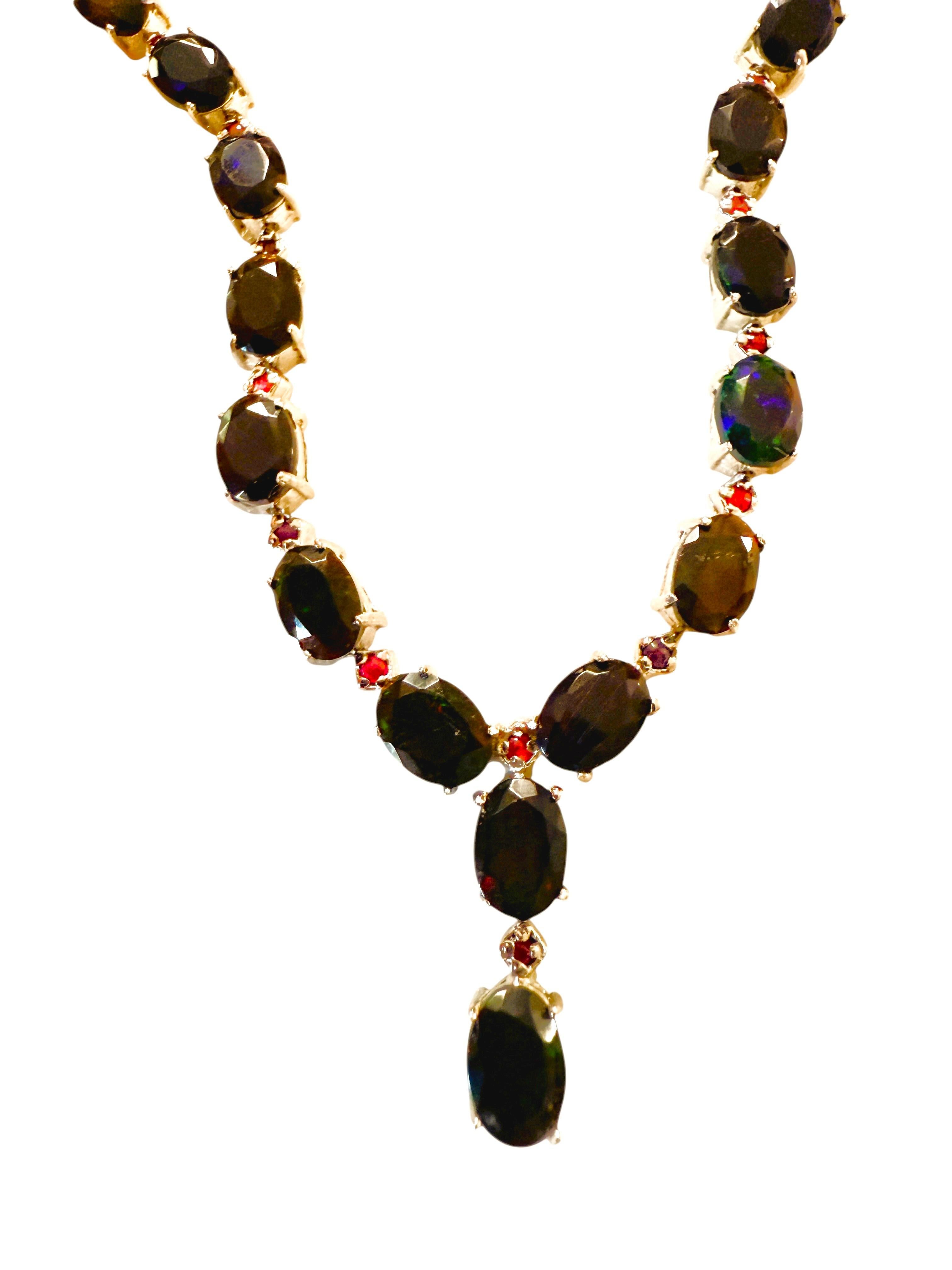 Neu 16,72 Karat Schwarzer Opal & Diamantschliff Rubin Sterling Silber Halskette im Angebot 1