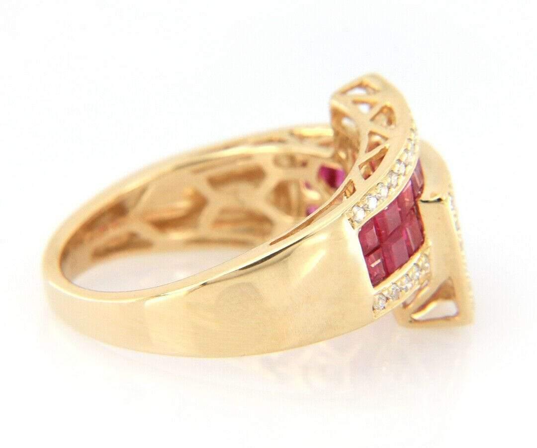 New 1.68ctw Rubies and 0.26ctw Diamond Bypass Ring in 14K Yellow Gold For Sale 2