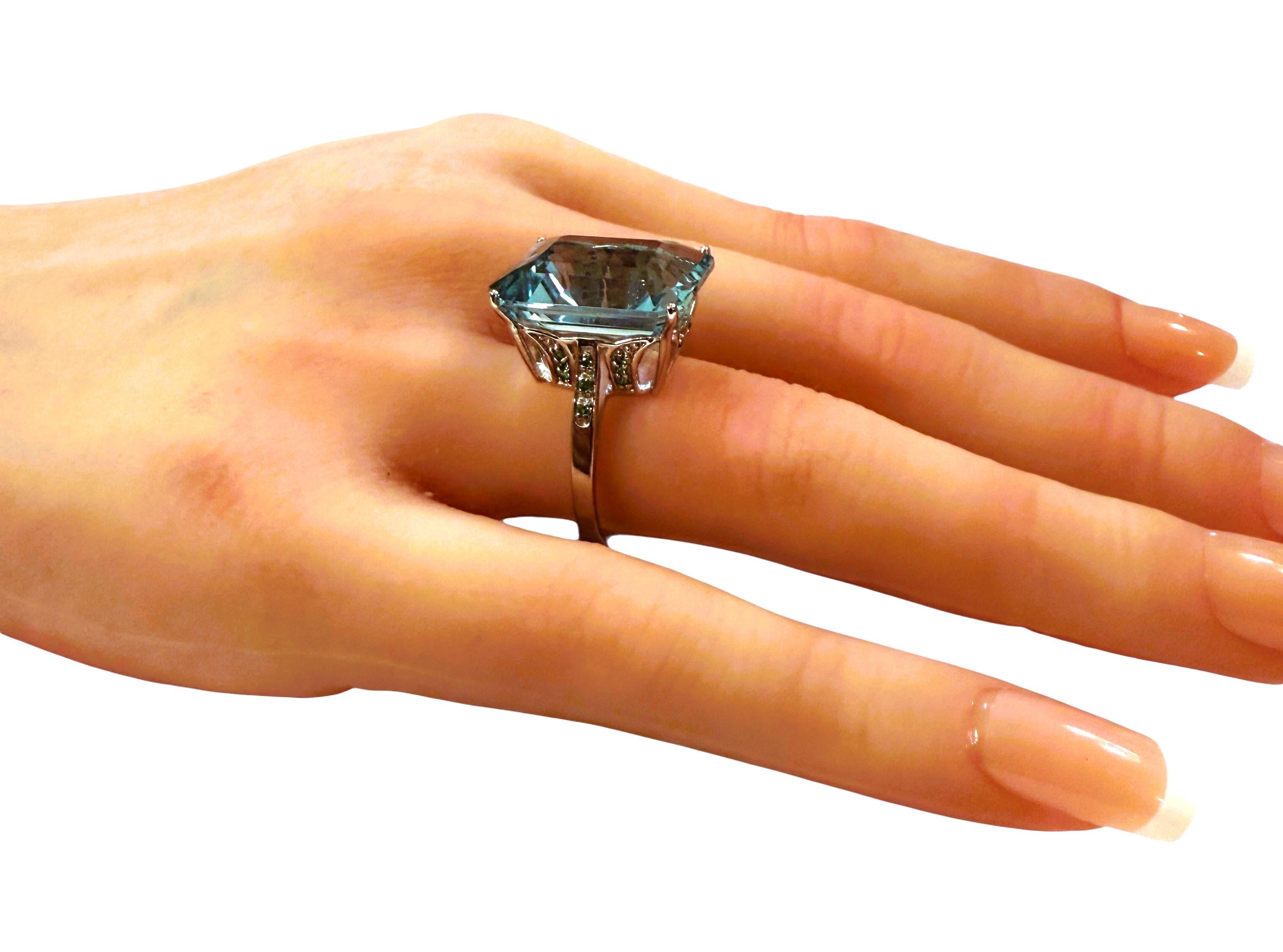 Nuevo Anillo de plata de ley con aguamarina de 17 quilates y zafiro talla diamante en venta 1