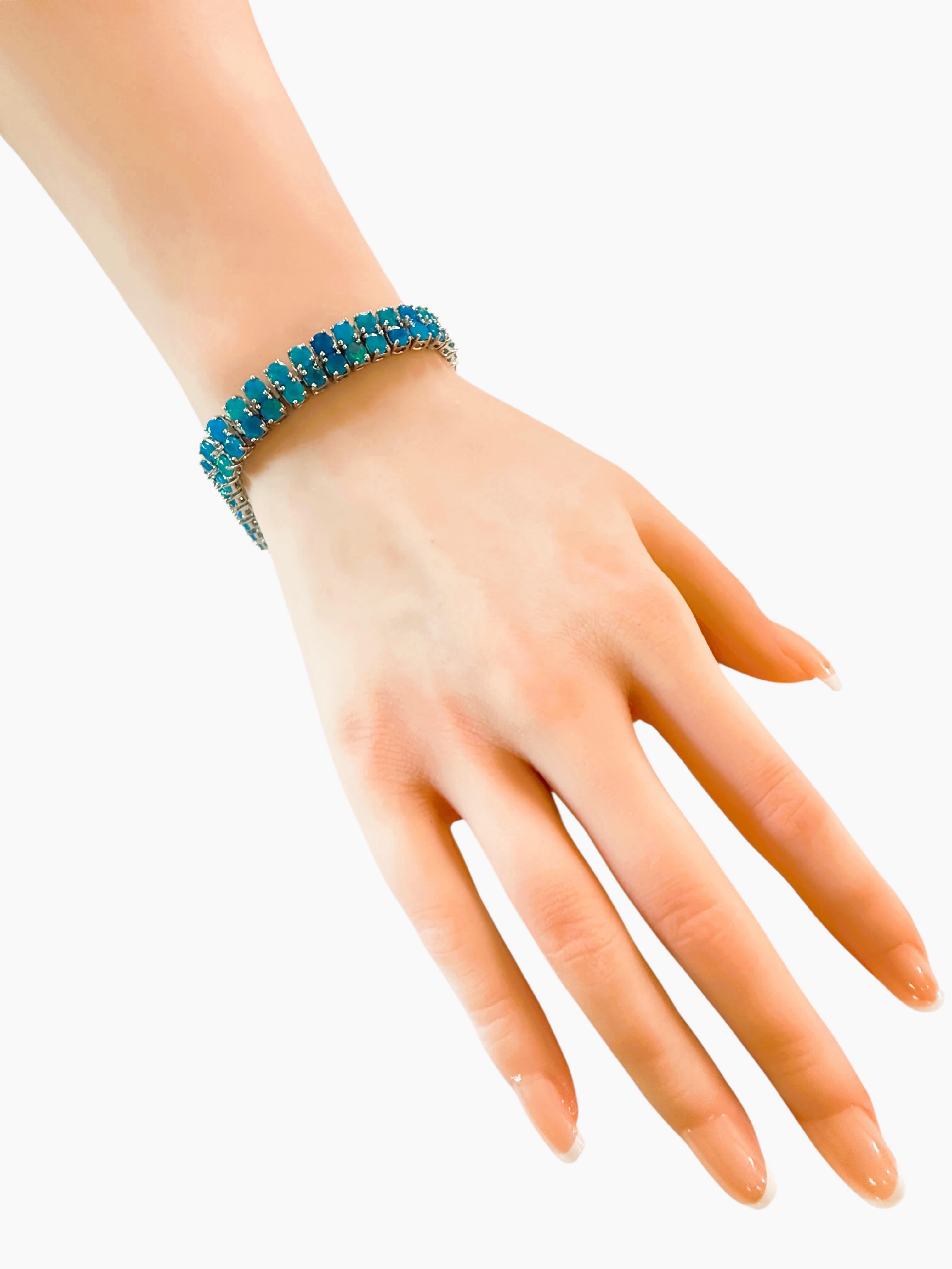  New 18 Carat Diamond Cut Ethiopian Blue Opal Sterling Silver Bracelet 7.5 Inches Pour femmes 