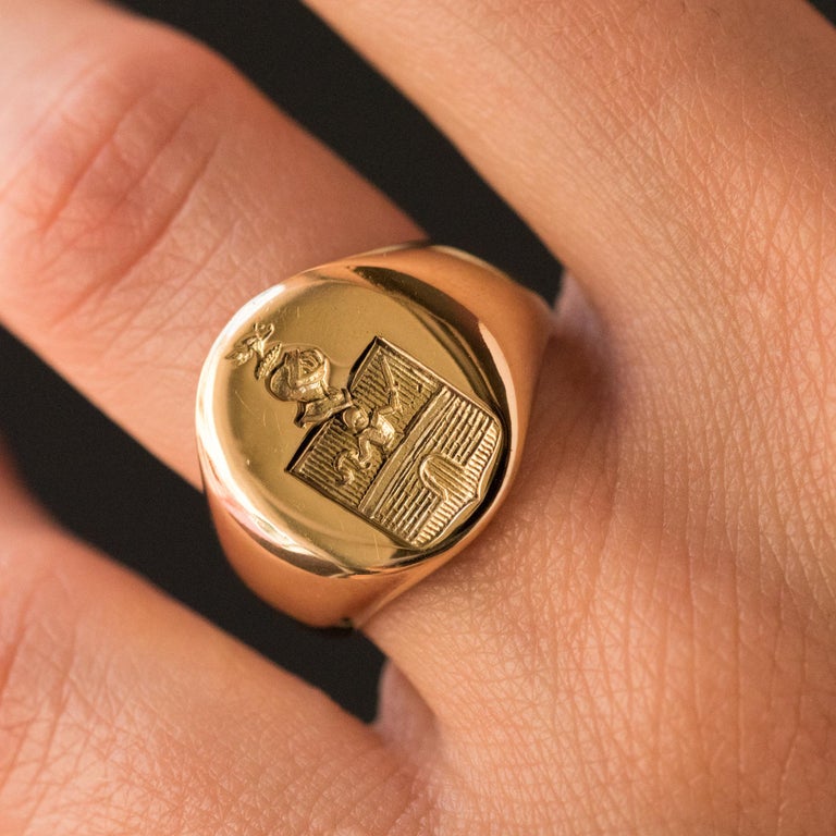 18 Karat Yellow Gold Armorial Bearings Men s Signet Ring 18 Karat Yellow Gold Armorial Bearings Men s Signet Ring