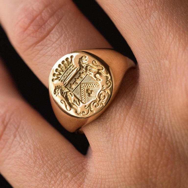 18 Karat Yellow Gold Blazon Men Modern Ring at 1stDibs