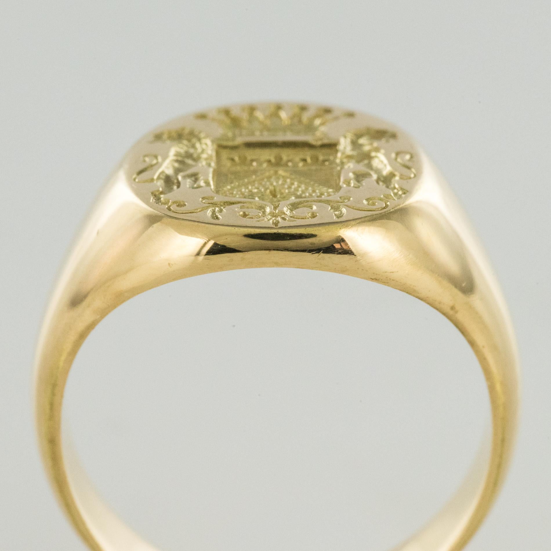 Men's 18 Karat Yellow Gold Blazon Men Modern Signet Ring