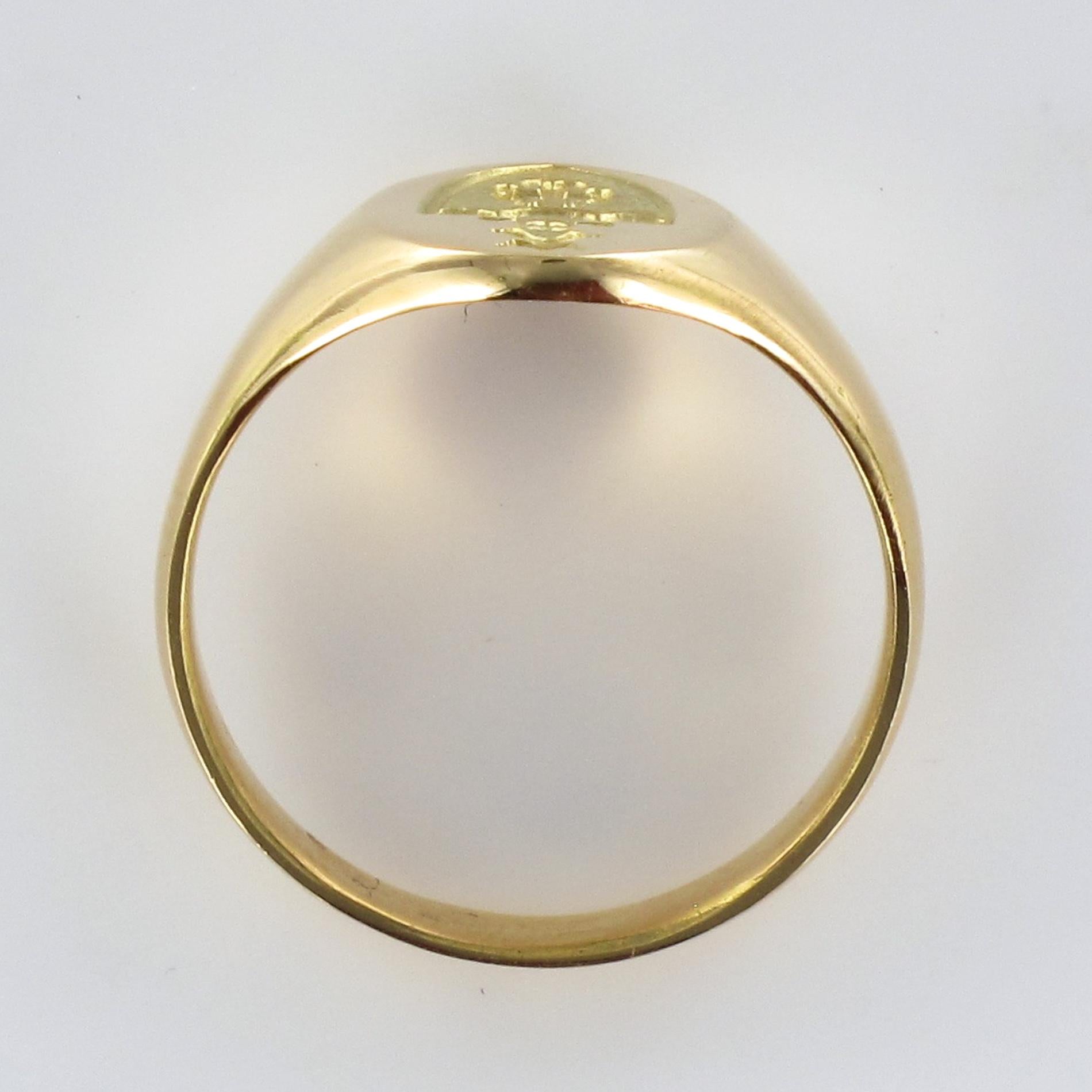 18 Karat Yellow Gold Blazon Women Modern Signet Ring 3