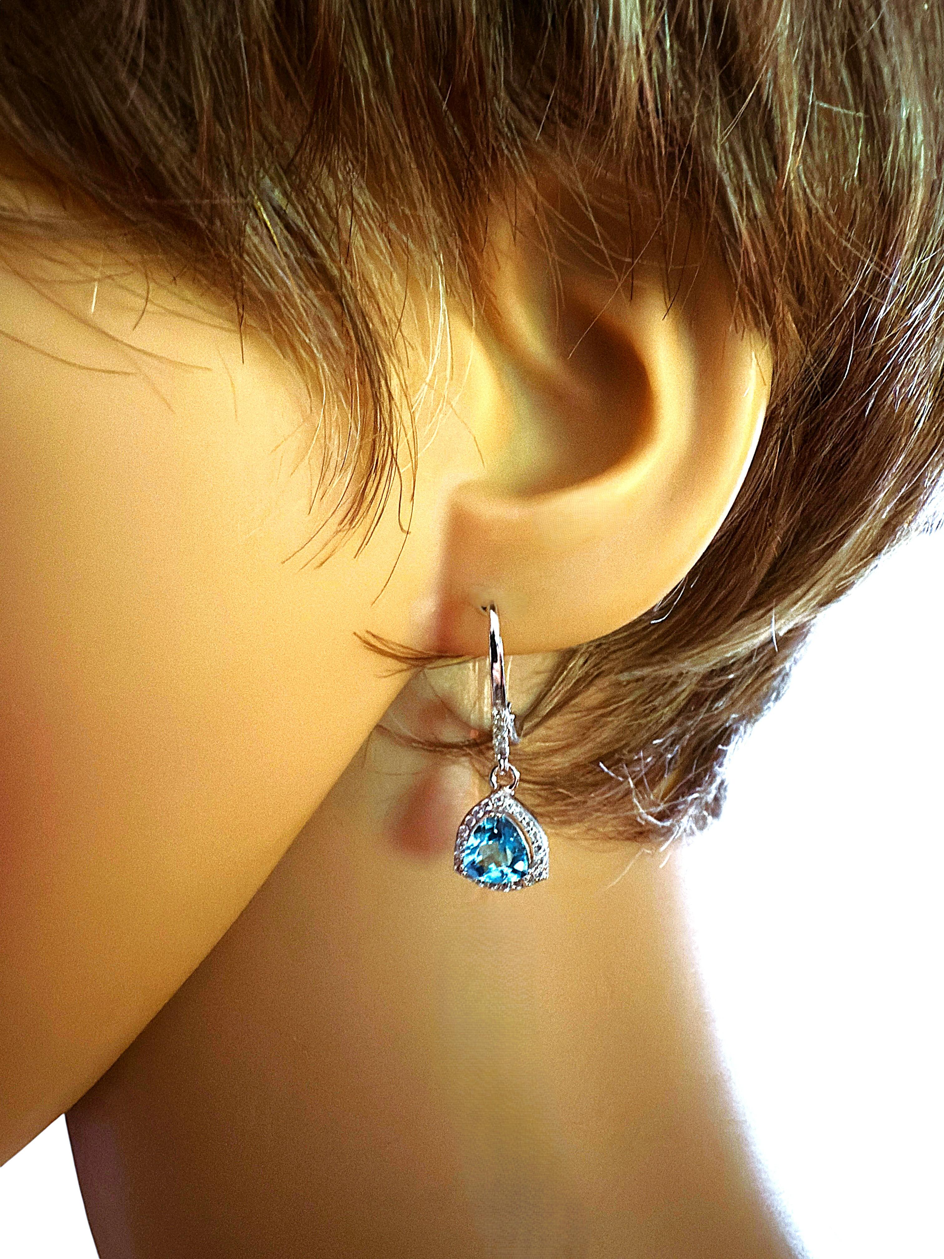 Neu 1,82 Karat Blauer Topas und Diamant Saphir Ohrringe mit Hebelrückseite 1