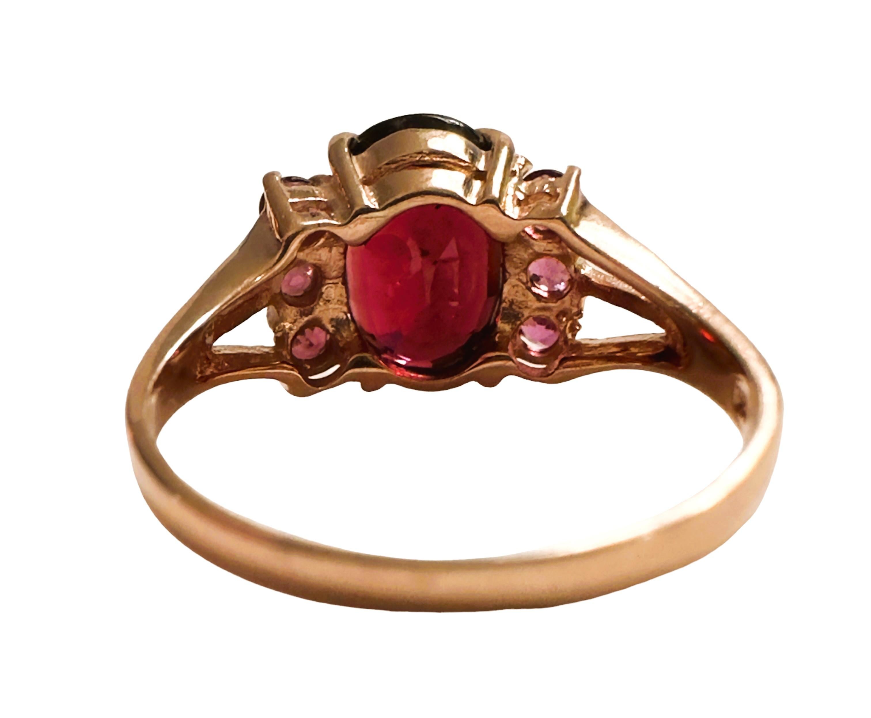 Oval Cut New 1.86 ct Mozambique Rhodolite Garnet Rose Gold Plated Sterling Ring For Sale