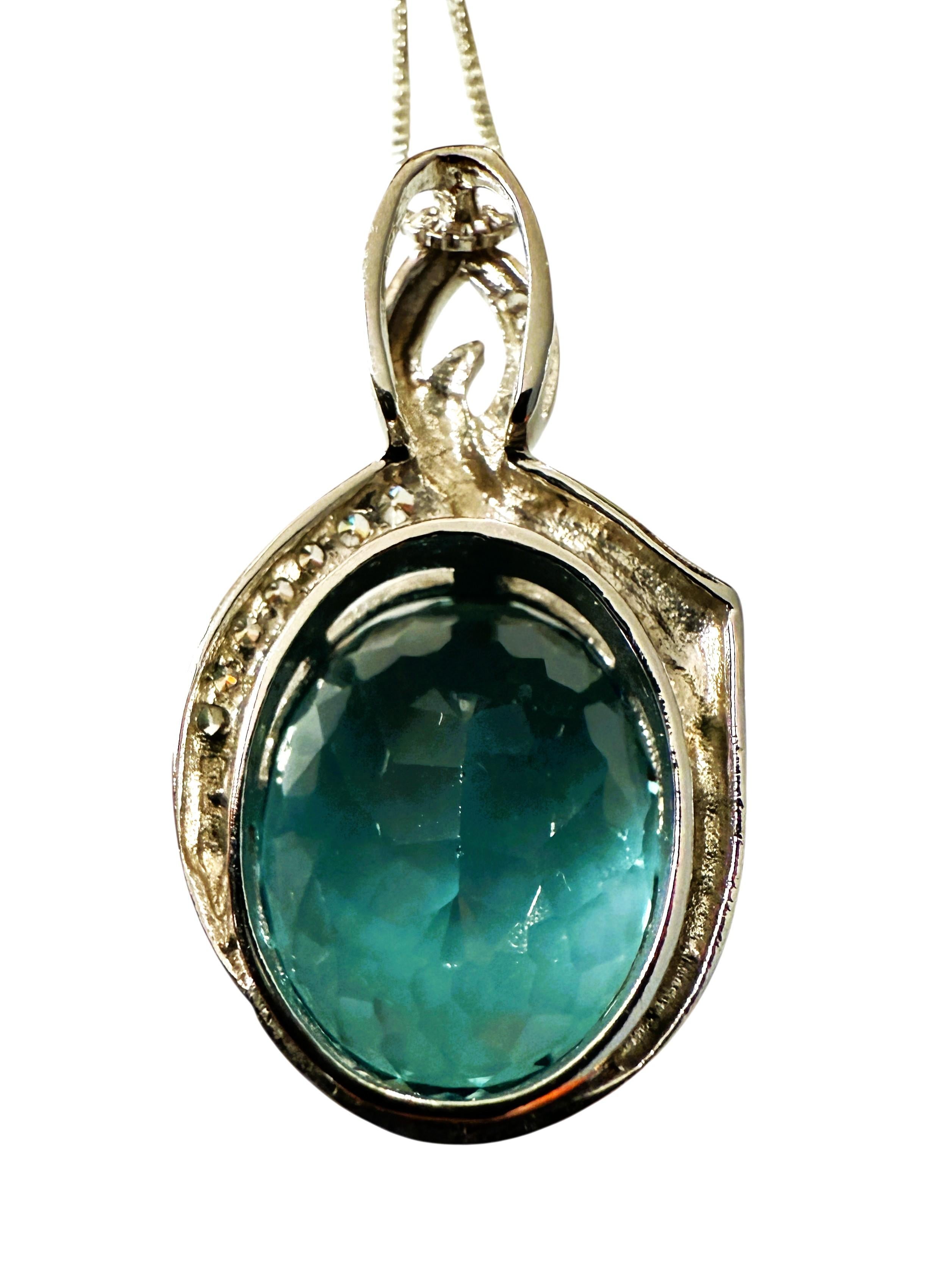 Collier pendentif en argent sterling, aigue-marine de 18.70 carats et saphir taille diamant en vente 3