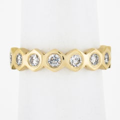 New 18K Gold 0.58ctw Round Burnish Set Diamond Stackable Hexagon Shape Band Ring