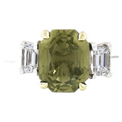 New 18k Gold 1.46ct GIA Ceylon Alexandrite & Emerald Cut Diamond Engagement Ring