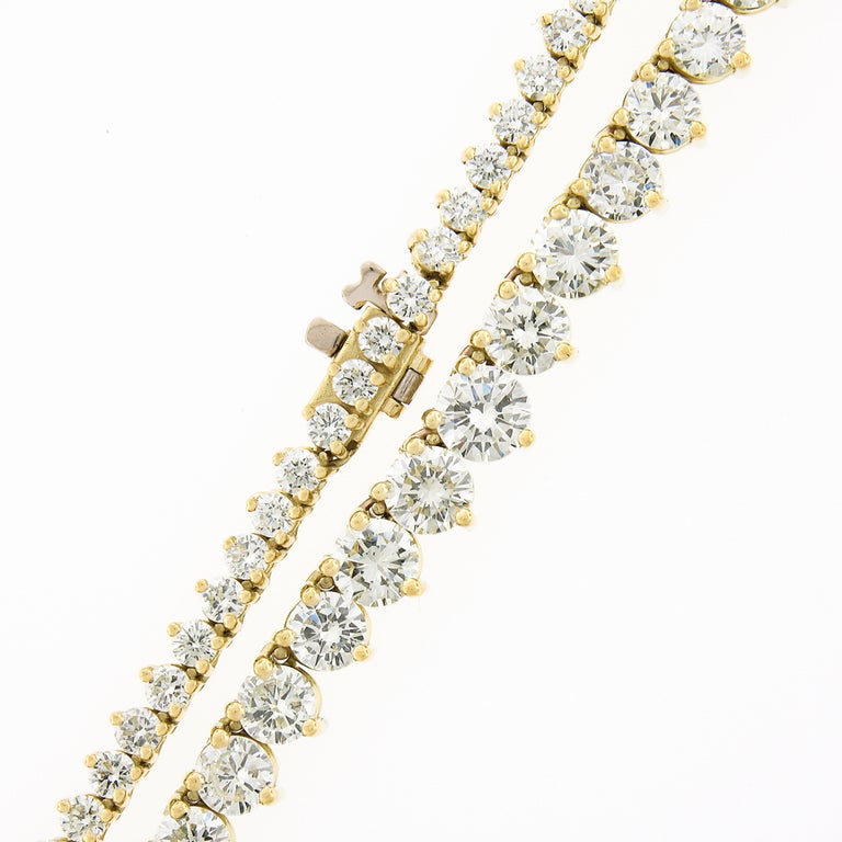 New 18k Gold 21.97ct Round Diamond 3 Prong Martini Set Graduated Tennis