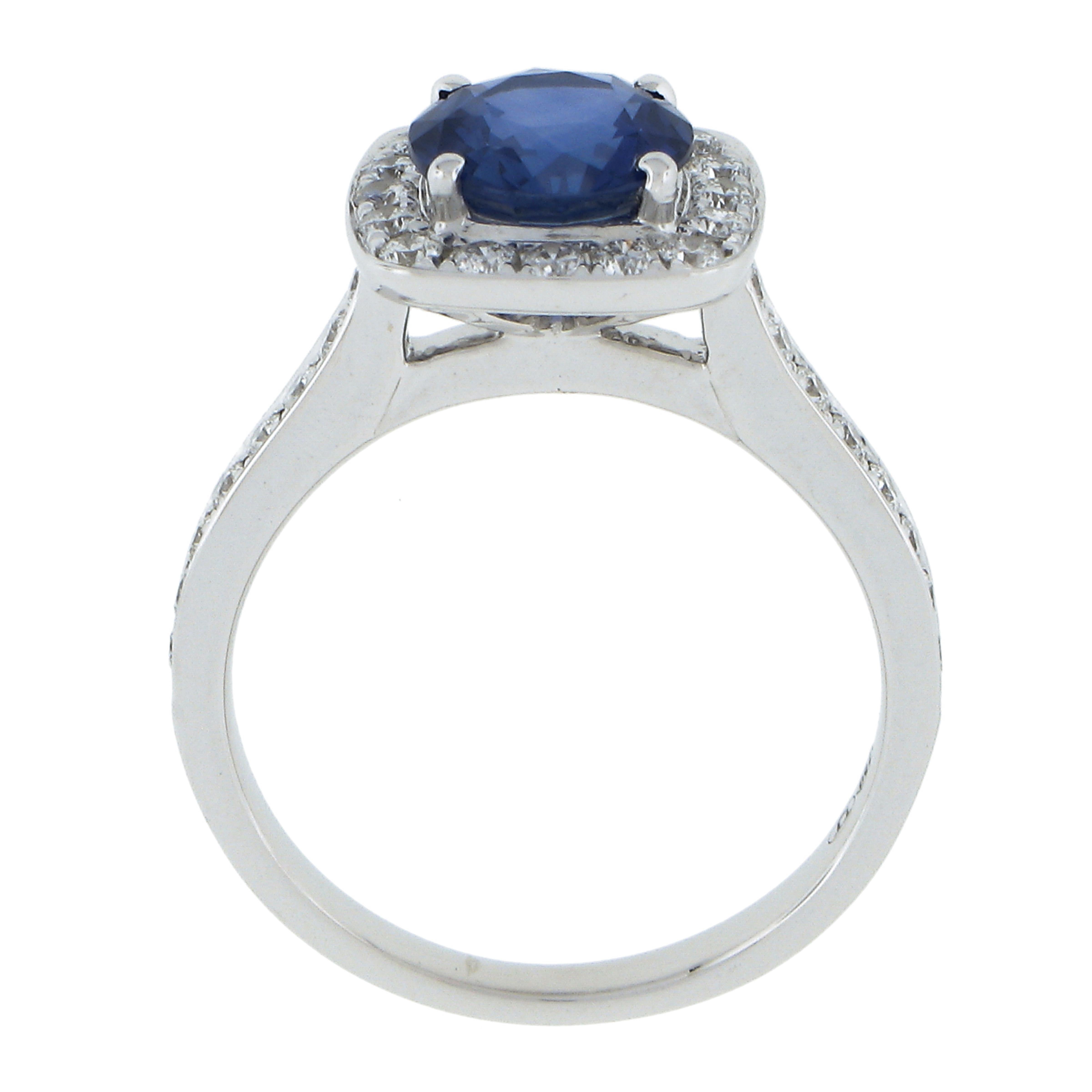 New 18K Gold 2.29ctw GIA Ceylon Round Sapphire & Round Diamond Cushion Halo Ring For Sale 2