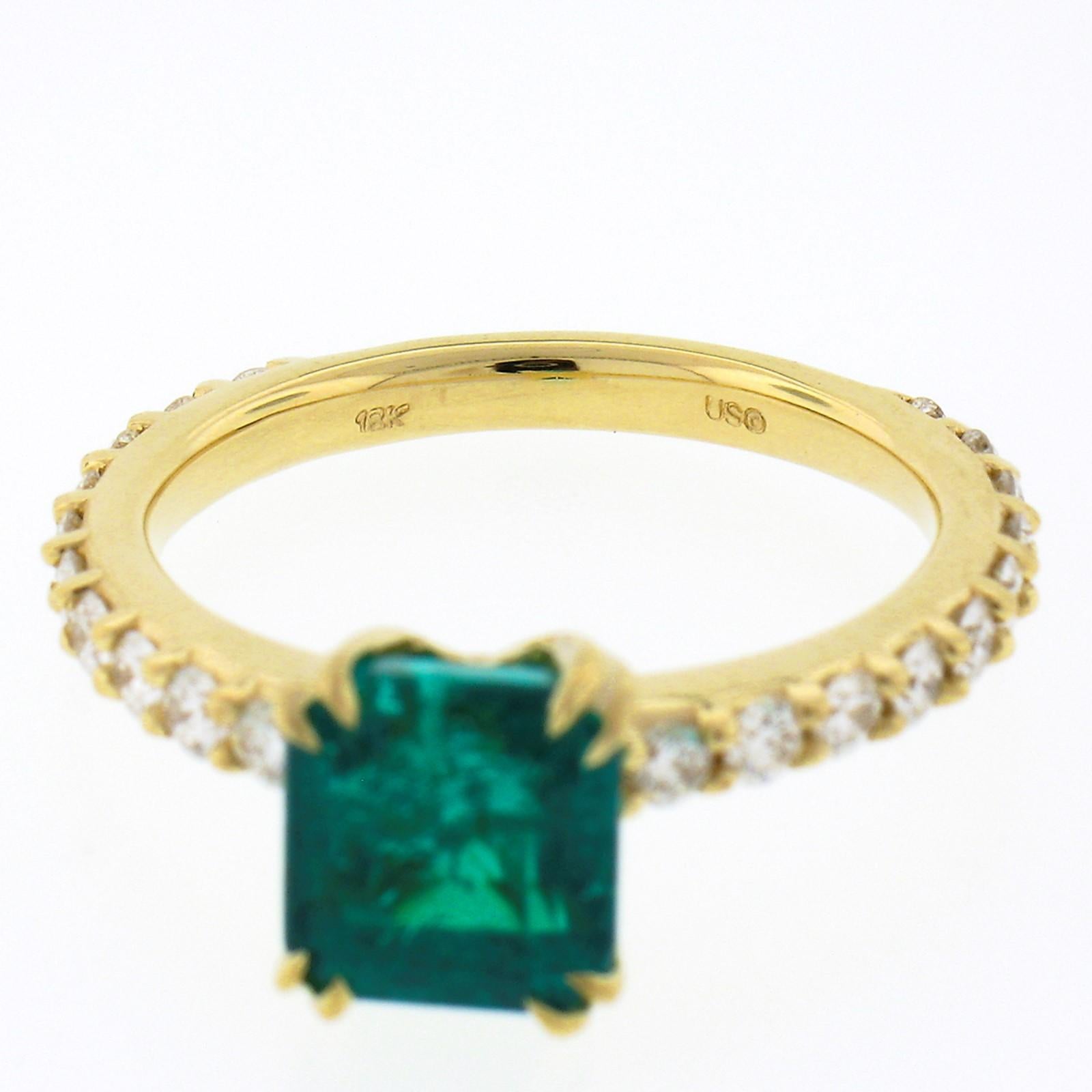 New 18K Gold 3.04ctw SSEF Colombian Emerald & Round Diamond Engagement Ring For Sale 1